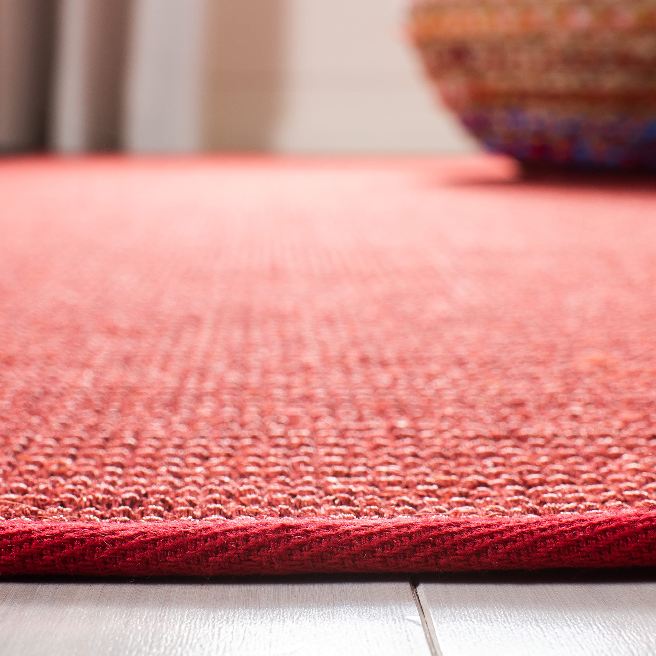 Martha Stewart x Safavieh 5' x 7' Red MSR9501Q Farmhouse Sisal & Jute Area Rug - Perfect for Living Room, Bedroom, and Rustic Home Decor