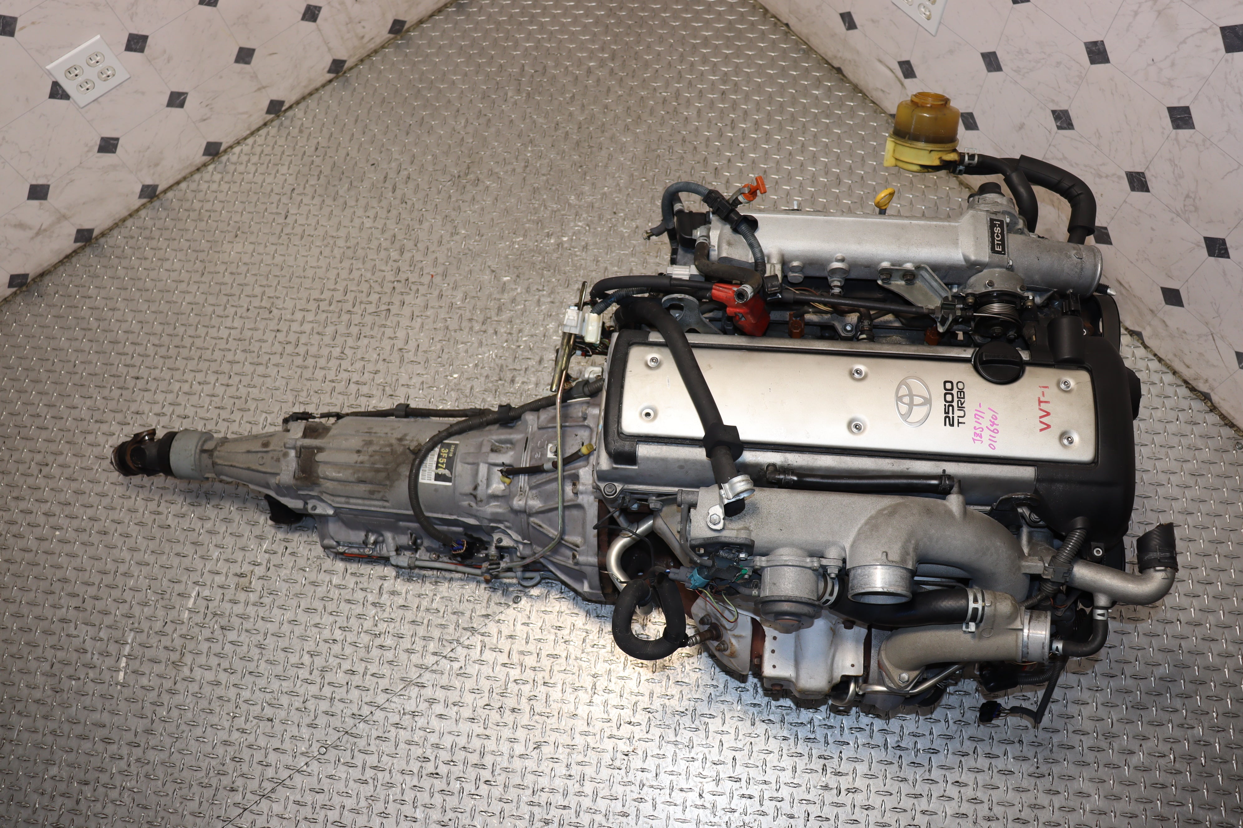 JDM 1JZ-GTE VVTi Turbo Engine with Automatic Transmission - Compatible with Lexus IS300 GS300, Toyota Chaser Mark II & Soarer - Perfect for Engine Swap & Performance Upgrades - Ideal for Racing, Drifting & Car Restoration Projects