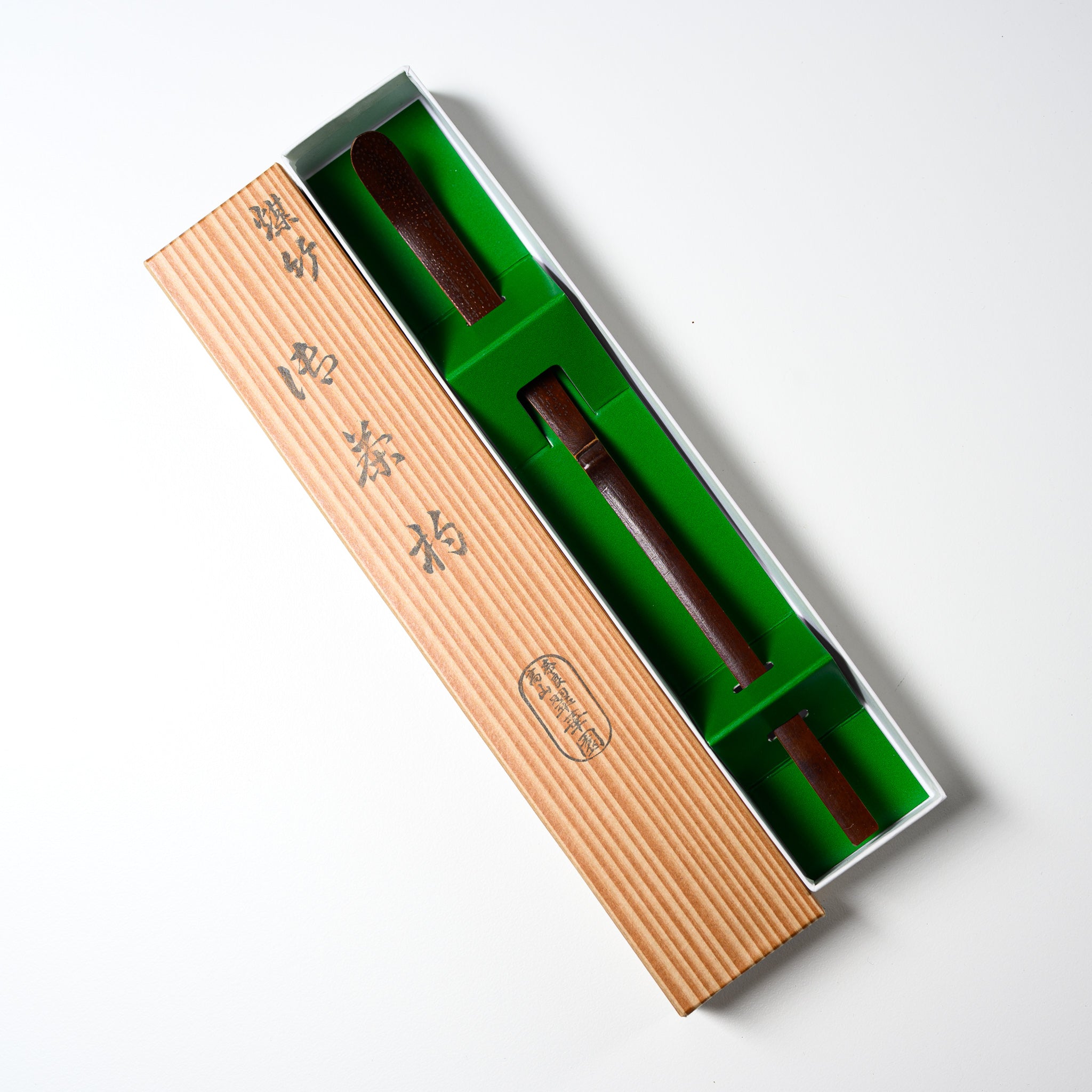 Premium Takayama Chasen Bamboo Matcha Whisk - Authentic Japanese Black Tea Ceremony Tool for Whisking Matcha Powder - Perfect for Traditional Tea Preparation, Home Brewing & Zen Meditation Practices