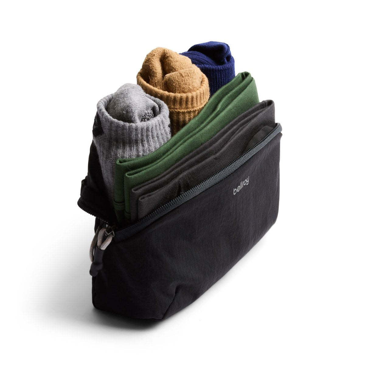 Bellroy Lite Packing Pouch 2L - Ultra Lightweight Travel Organizer for Toiletries, Electronics & Accessories | Perfect for Carry-On Luggage, Weekend Trips & Minimalist Packing