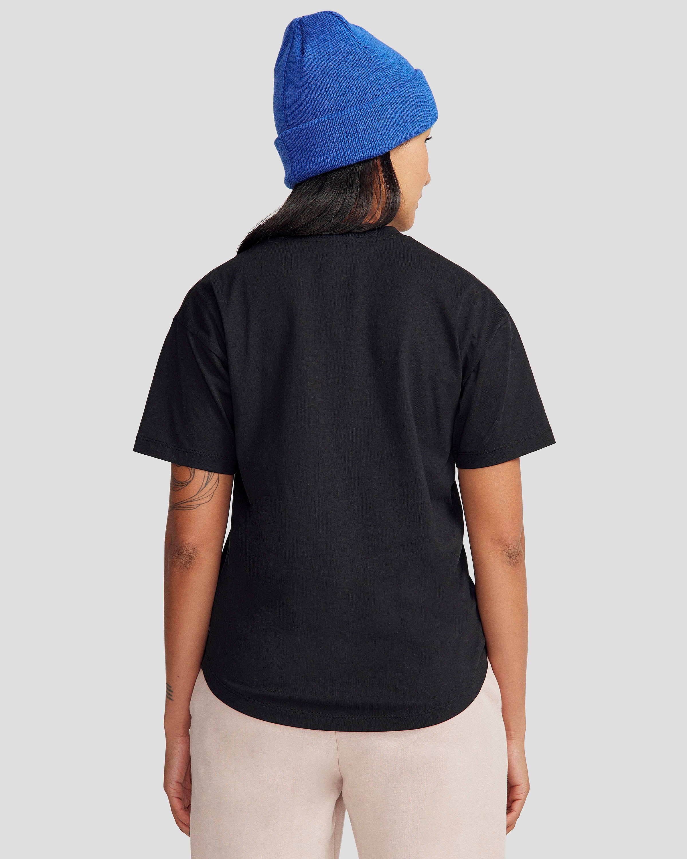 Women's Black Stingray Logo Organic Cotton T-Shirt - Eco-Friendly Casual Tee for Everyday Wear, Gym & Outfits