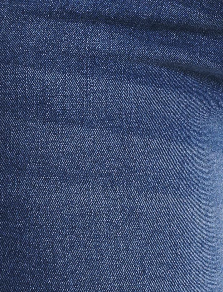 Medium Wash