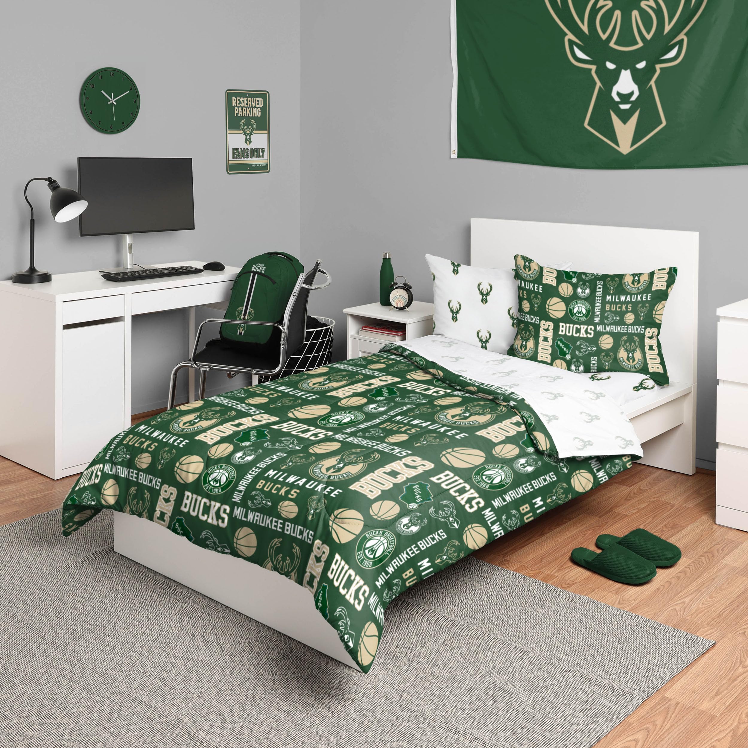 FOCO Milwaukee Bucks NBA Team Color 5-Piece Twin Bed in a Bag Comforter Set - Official NBA Bedding for Fans, Perfect for Game Nights & Teen Rooms