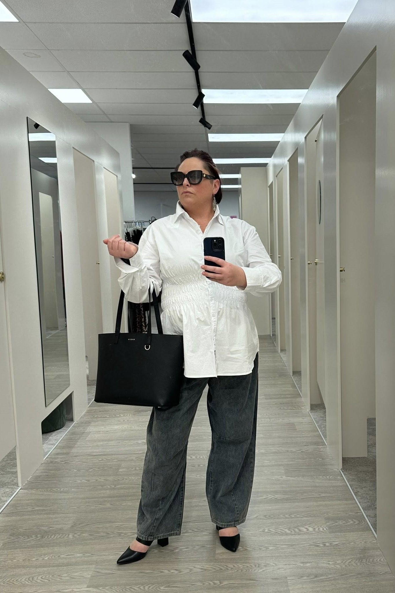 Vintage White Aman Shirt for Women - Retro Style Cotton Blouse - Perfect for Casual Wear, Office Outfits & Boho Fashion