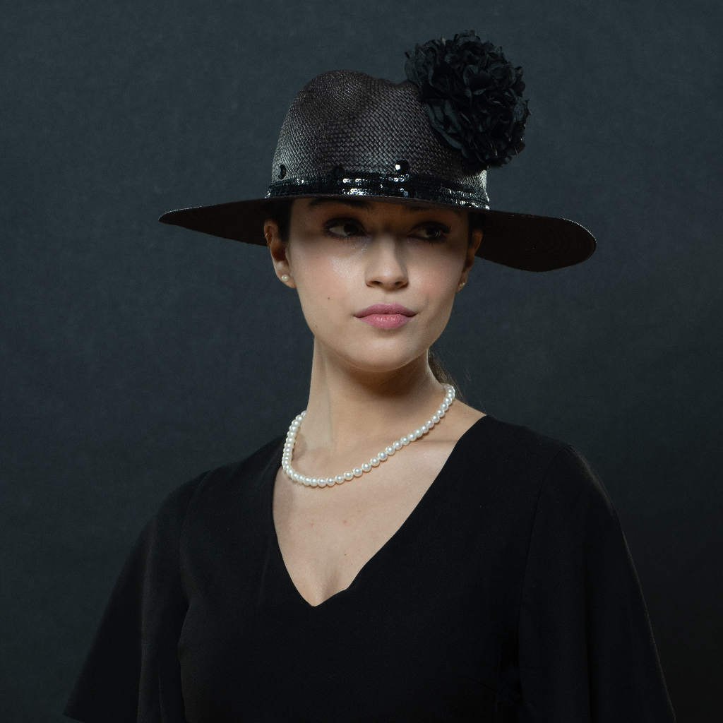Stylish Black Panama Straw Hat for Women - Summer Beach Sun Protection & Fashion Accessory for Outdoor Activities, Vacations, and Garden Parties