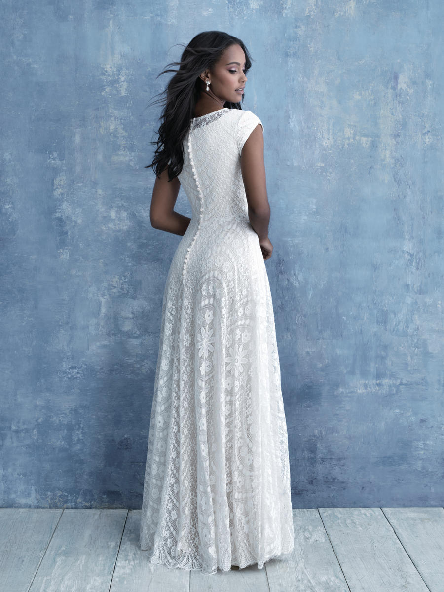 Allure Modest Bridals M637 Sample Wedding Dress - Elegant Modest Bridal Gown for Church, Beach & Destination Weddings