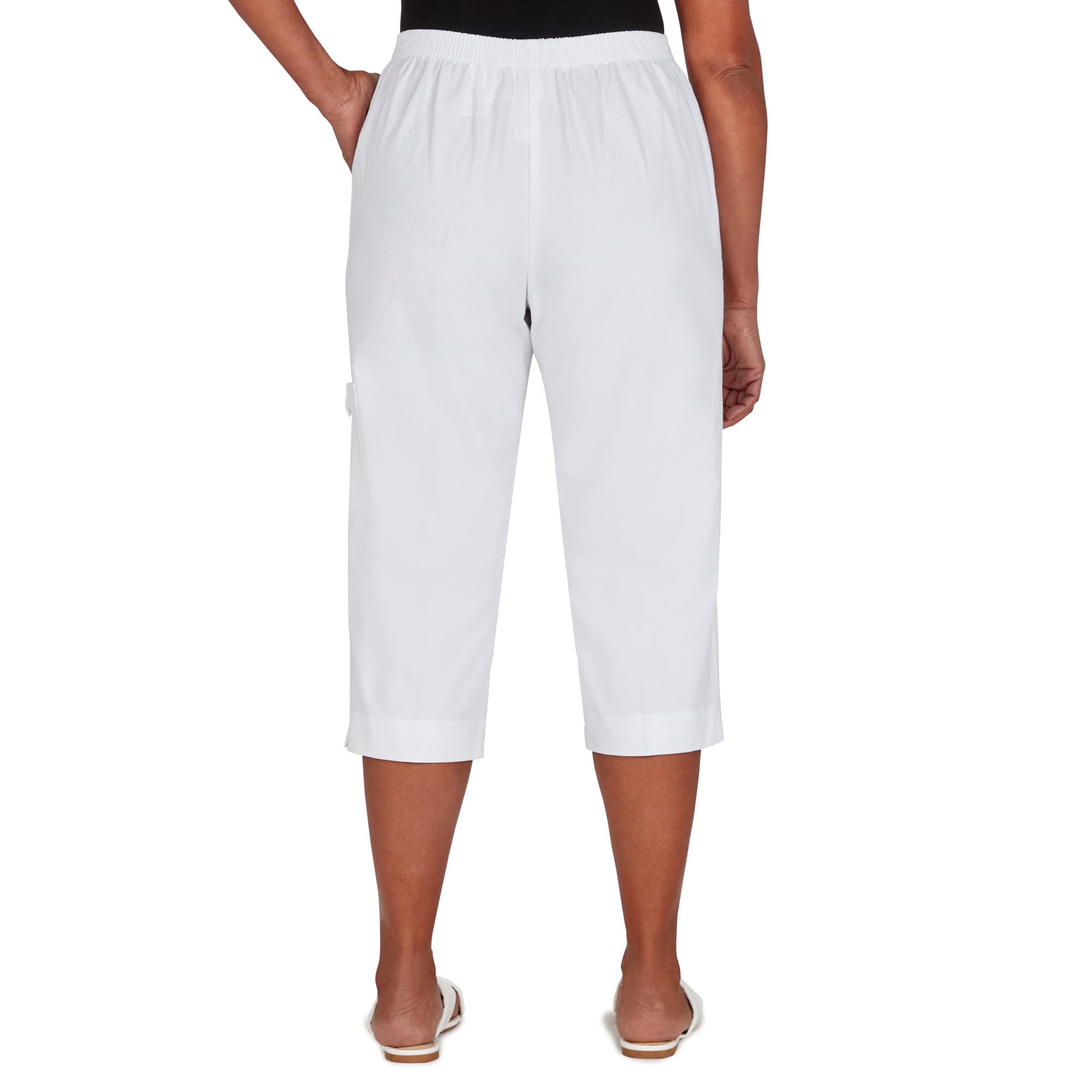 Alfred Dunner Women's Petite Cargo Pocket Capri Pants - Comfortable Stretch Fit for Petite Women | Perfect for Casual Wear, Outdoor Activities & Travel