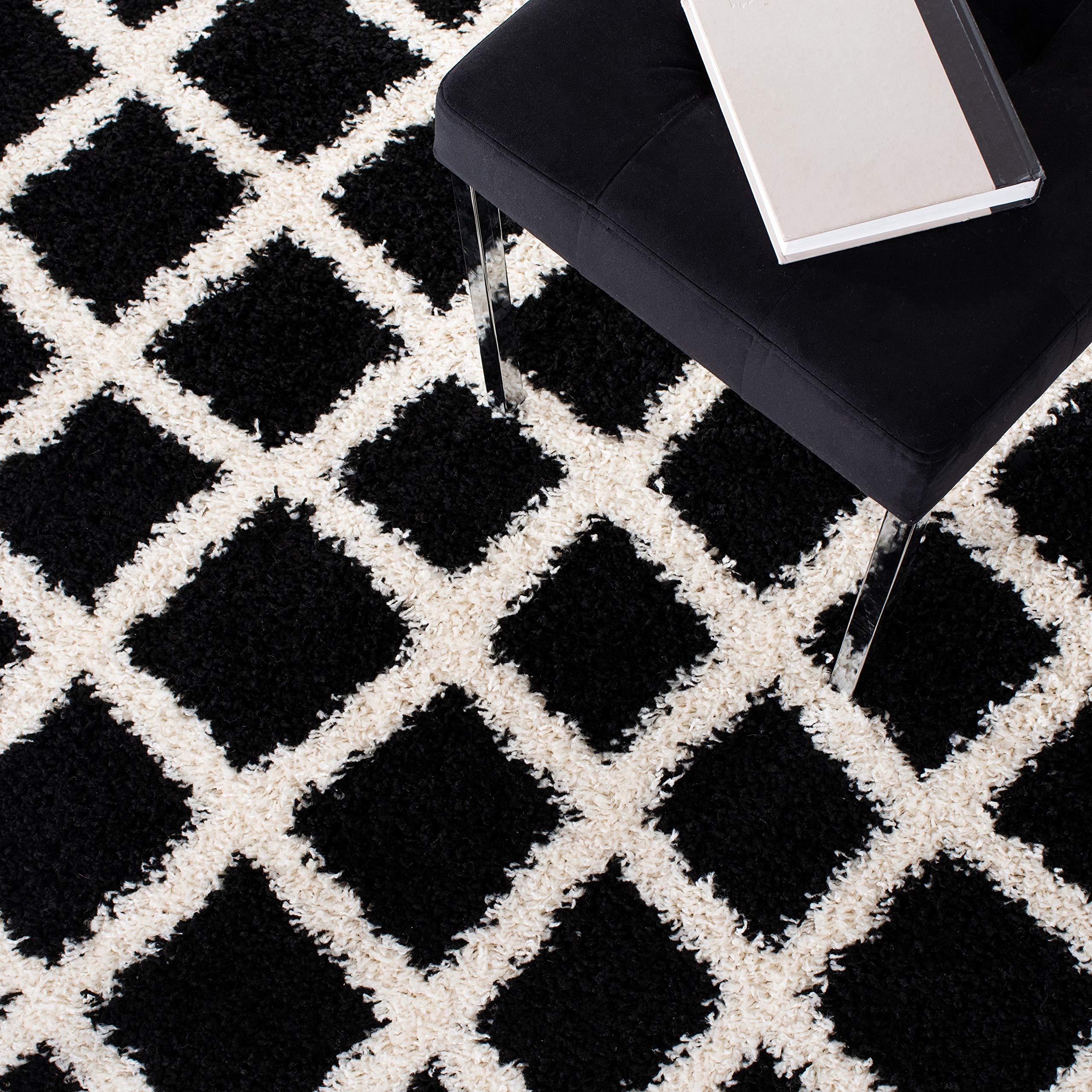 SAFAVIEH Dallas Shag Collection 6'x6' Square Area Rug - Black/Ivory Trellis Pattern, Non-Shedding & Plush 1.5-inch Thick - Perfect for Living Room, Bedroom, Dining Room & Entryway - Soft & Durable Home Decor for Cozy Spaces