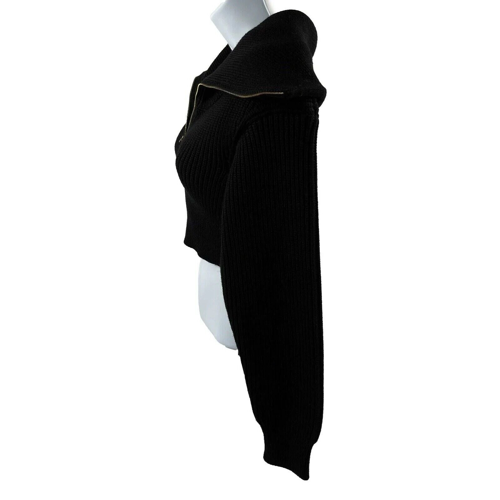 Jacquemus La Maille Risoul Black Knit Cropped Sweater - Size XXS (US 32) - Perfect for Casual Outings, Date Nights & Layered Winter Looks