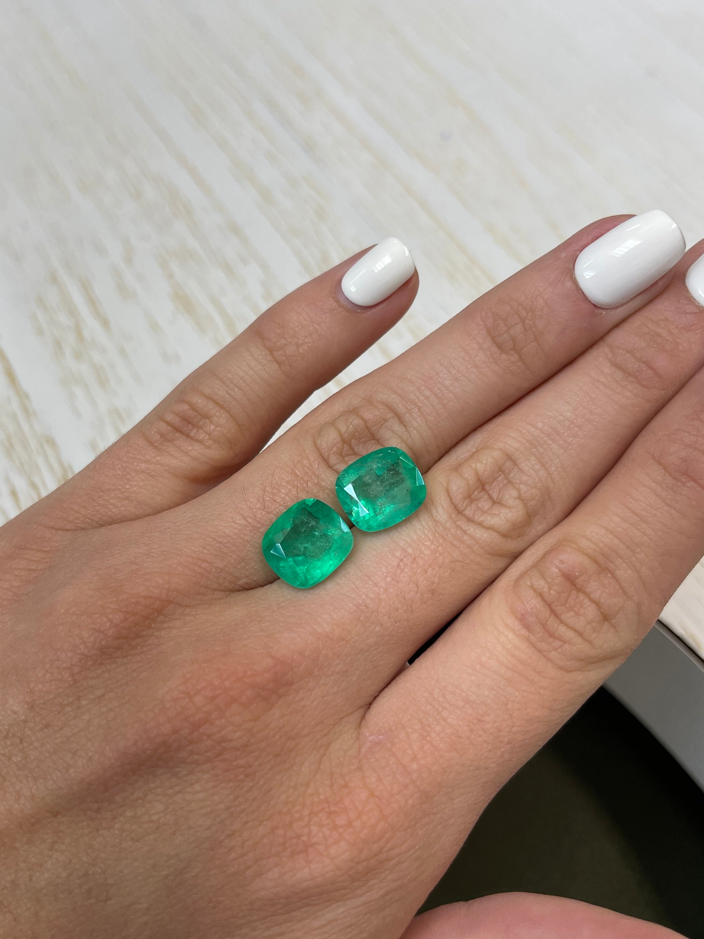Natural Colombian Loose Emeralds 11.11tcw 12x11mm Cushion Cut - Yellowish Green Gemstones for Jewelry Making, Engagement Rings & Luxury Gifts