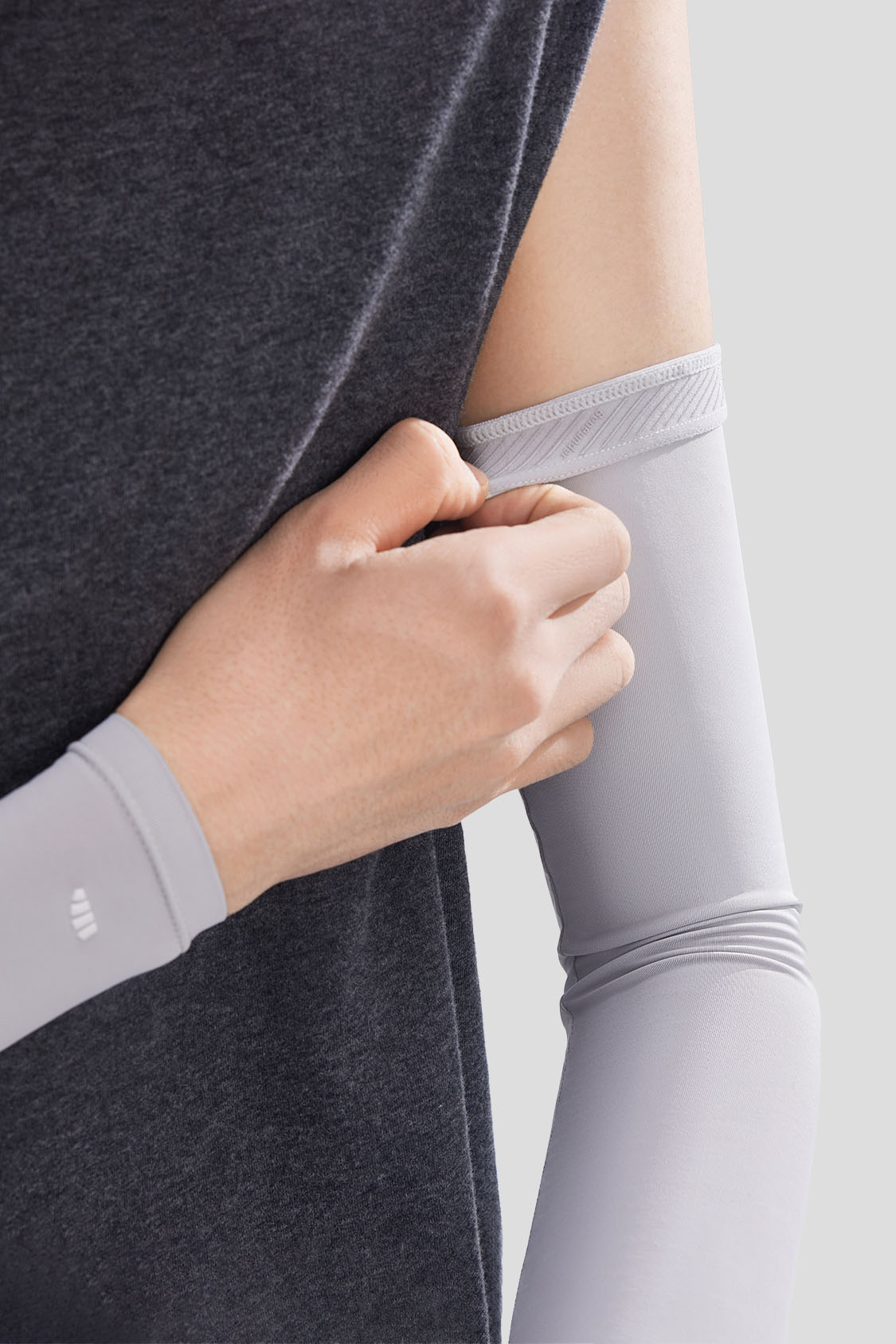 Cooling UPF50+ Sun Protection Arm Sleeves for Men - Breathable UV Blocking Sleeve Covers for Outdoor Sports, Running, Cycling & Golf