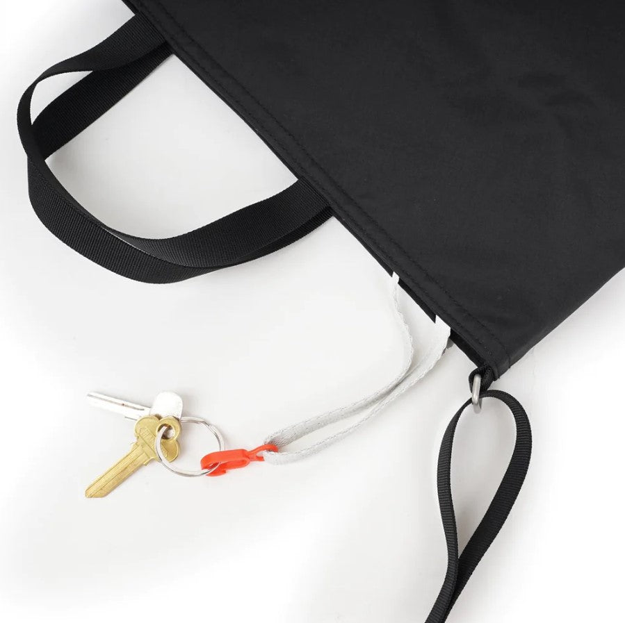 HELLOLULU Collin Reversible Shoulder Bag for Women - 2 Sided Crossbody Purse in Black (Medium) - Perfect for Work, Travel & Everyday Use
