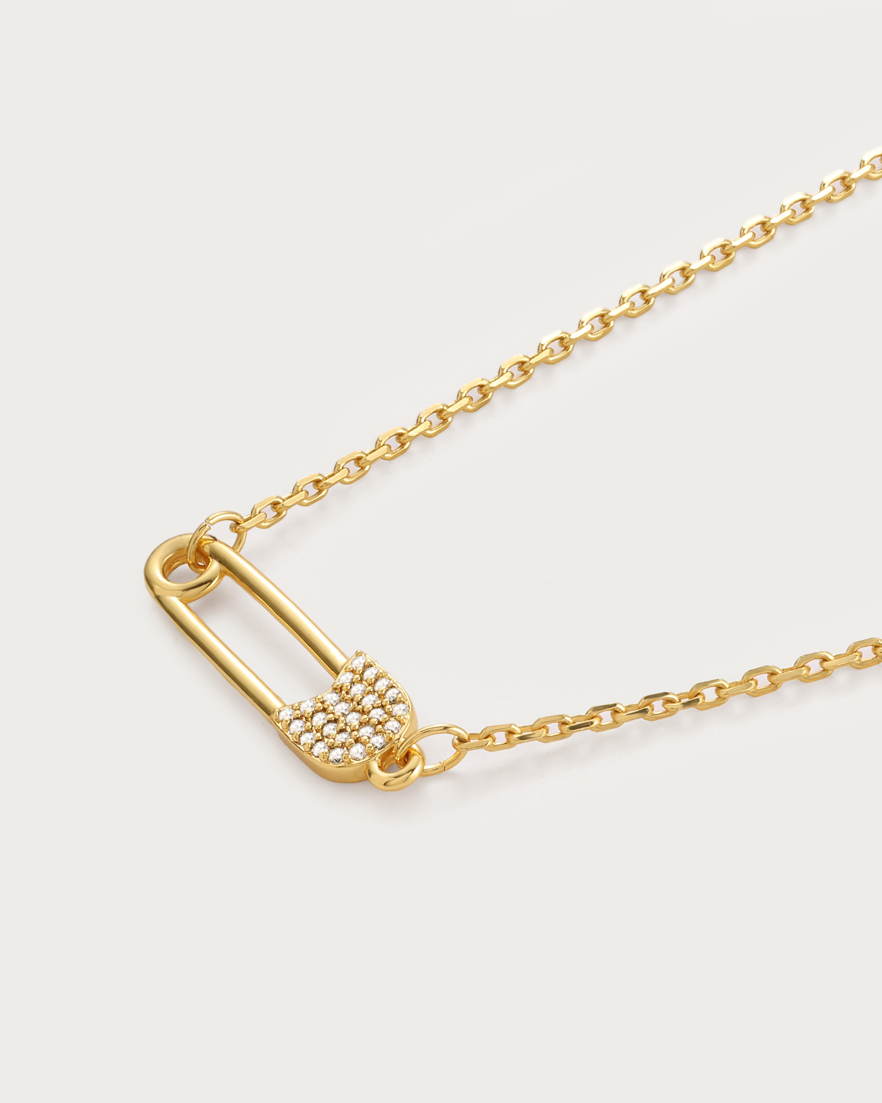 Safety Pin Bracelet - Adjustable Fashion Jewelry for Women & Men - Perfect for Everyday Wear, Gifts & Punk Style Outfits