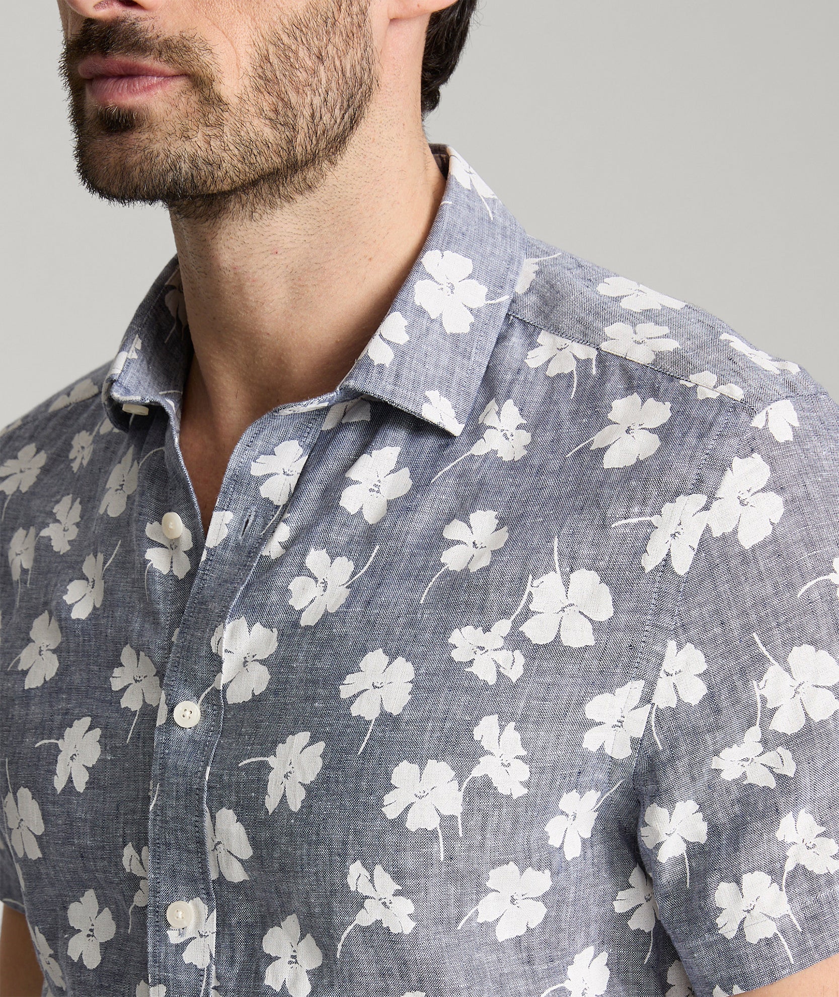 Linen Short Sleeve Button Down Shirt for Men - Breathable Summer Casual Wear - Perfect for Beach, Office & Outdoor Activities