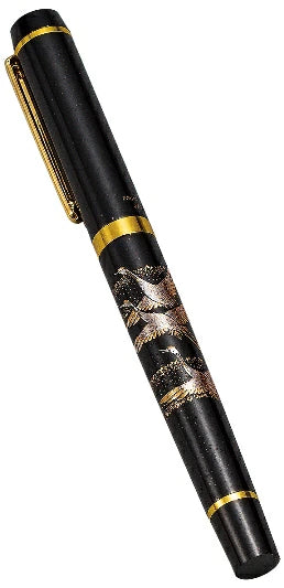 Premium MAKI-E Urushi Lacquer Fountain Pen with Crane Design - Handcrafted Japanese Calligraphy Pen for Writing Enthusiasts - Perfect for Gift Giving, Collecting & Elegant Writing Experience