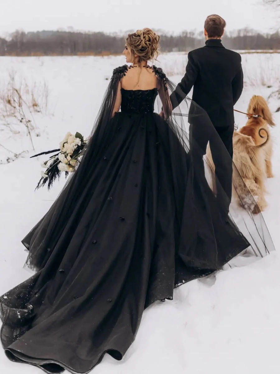 Elegant Black Gothic Wedding Dress with 3D Floral Embroidery & Detachable Cape – Perfect for Dark Romance, Vampire, or Halloween Themed Weddings & Photo Shoots