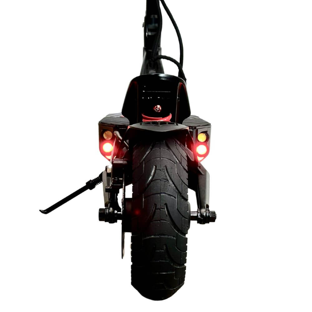 Kaabo Mantis King GT Electric Scooter - Open Box & Refurbished - Perfect for Urban Commuting & Adventure Riding
