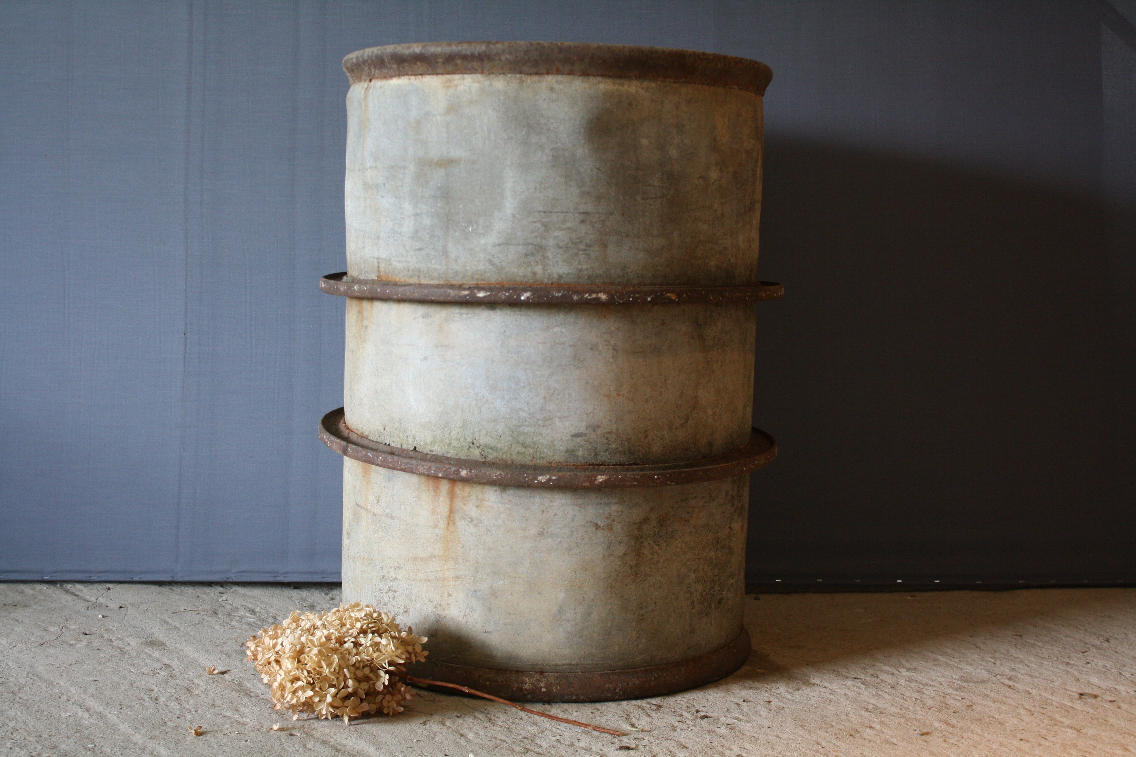 Large French Iron Banded Galvanized Cooking Pot - Durable Outdoor Camping & Kitchen Stockpot for Soups, Stews, and Canning