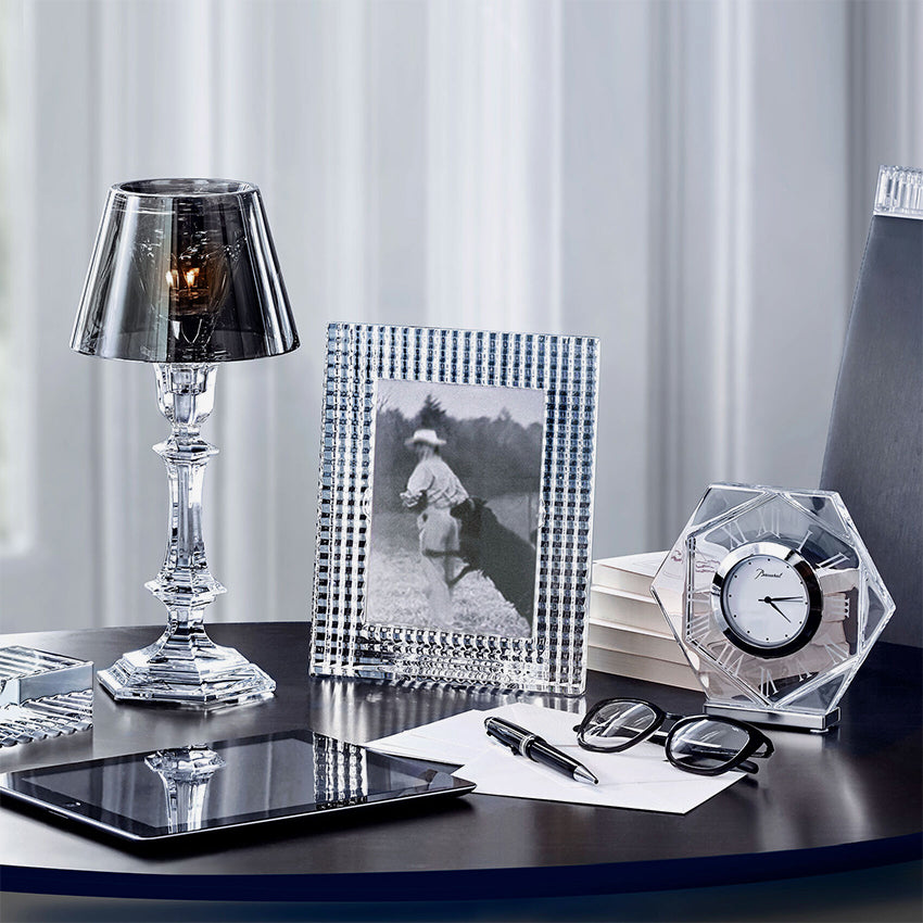 Baccarat Crystal Eye Photo Frame - Elegant Glass Picture Frame for Home Decor, Wedding Gifts & Luxury Display | Perfect for Displaying Cherished Memories in Living Rooms, Bedrooms or Offices