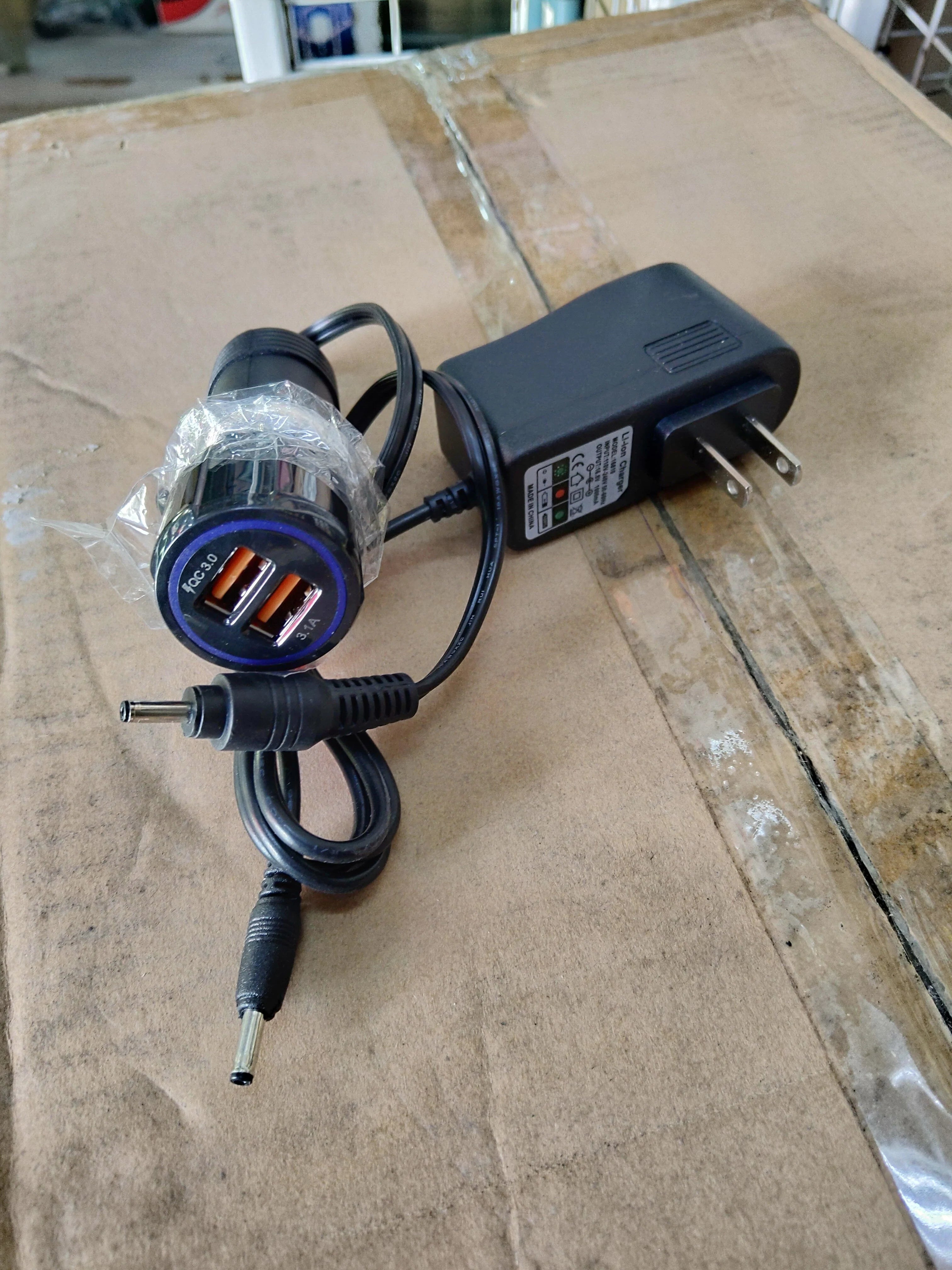 12V 1800A Car Jump Starter - Portable Power Bank for Dead Battery - Emergency Vehicle Booster - Works with Cars, Trucks, SUVs & Motorcycles - Ideal for Roadside Emergencies & Winter Starting
