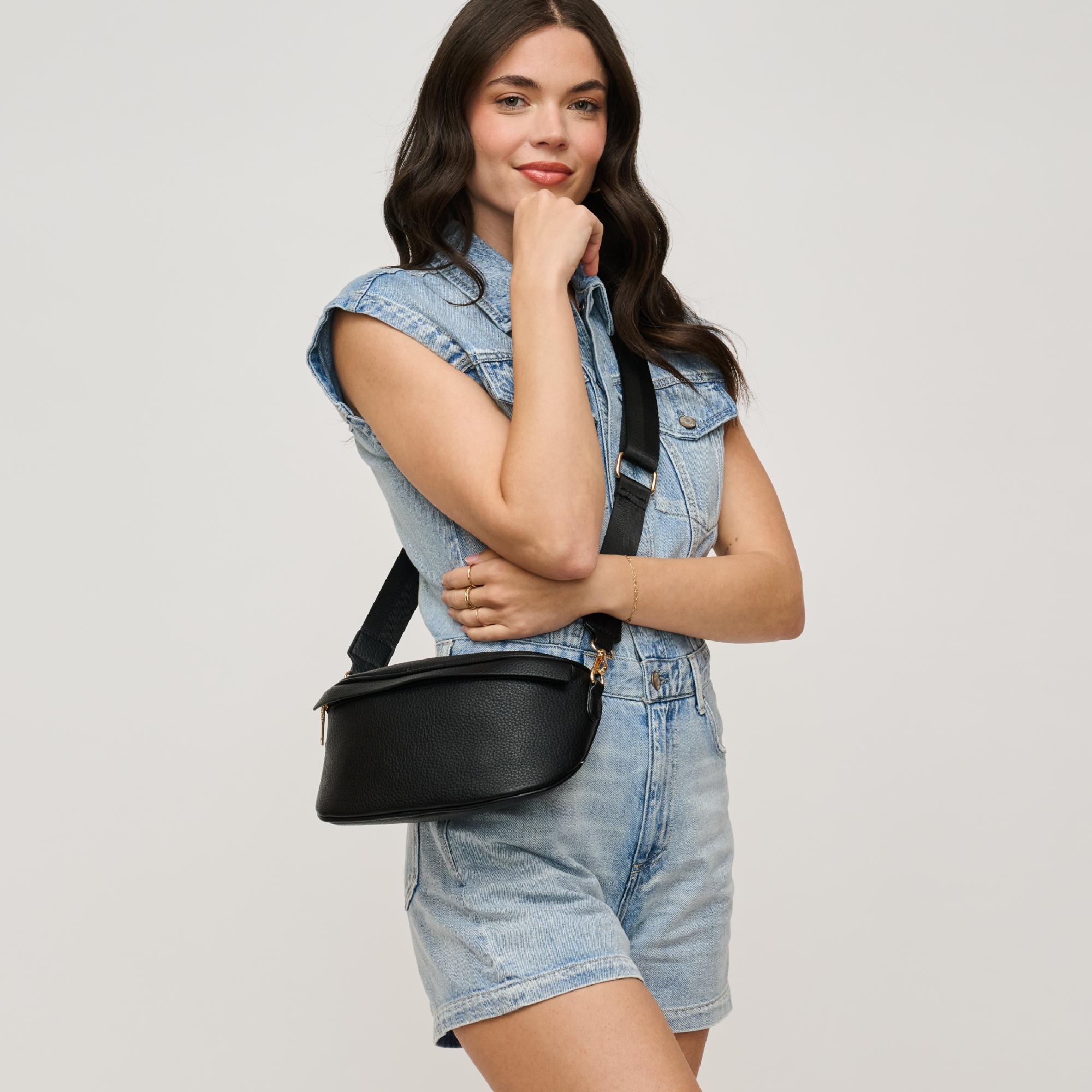 Laney Belt Bag - Stylish & Durable Waist Pack for Men & Women - Perfect for Travel, Hiking, Running & Everyday Use