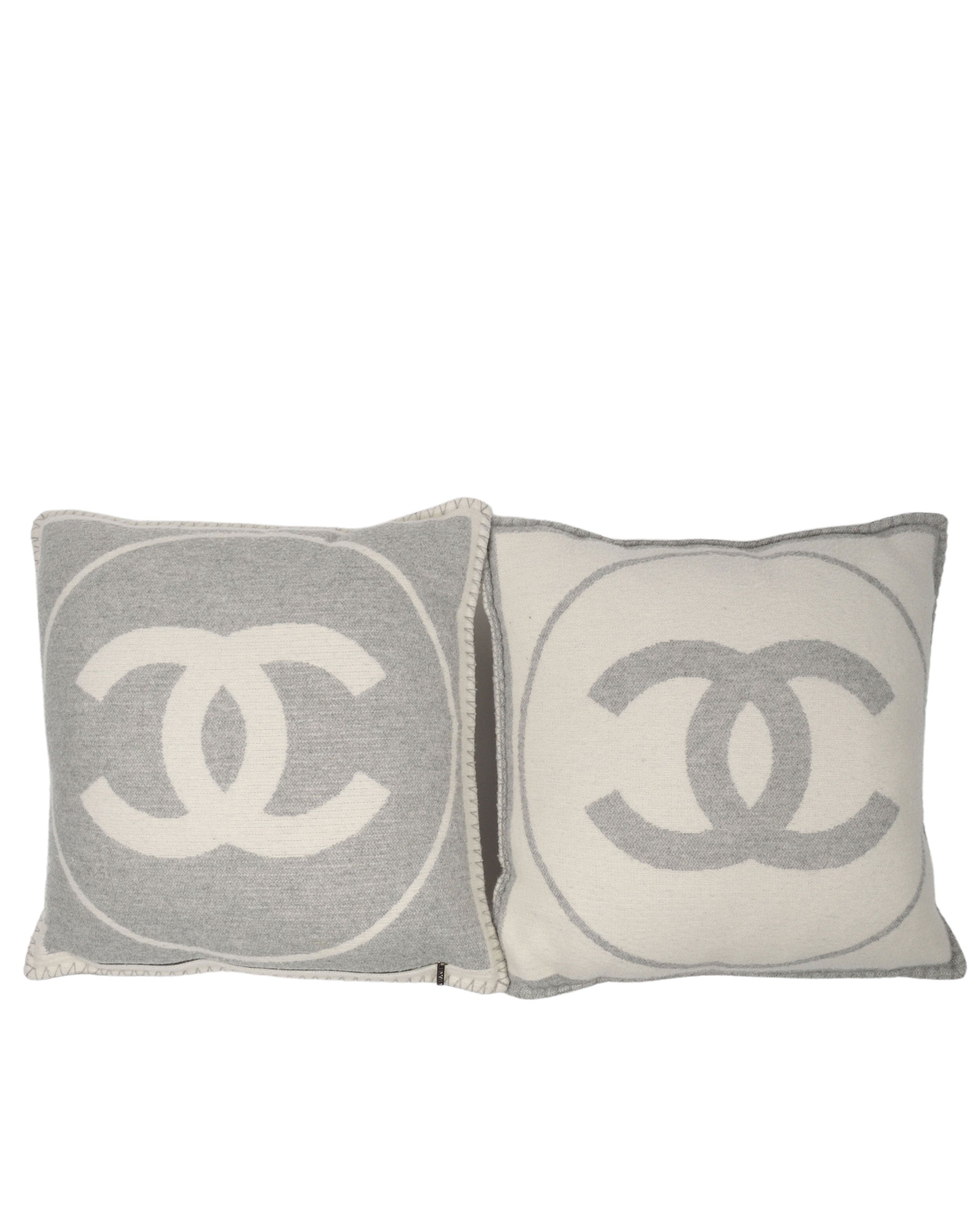 Premium CC Wool Blend Pillow Set - 2 Pack Hypoallergenic Bed Pillows for Side, Back & Stomach Sleepers - Soft & Supportive for Better Sleep at Home, Hotel or Travel