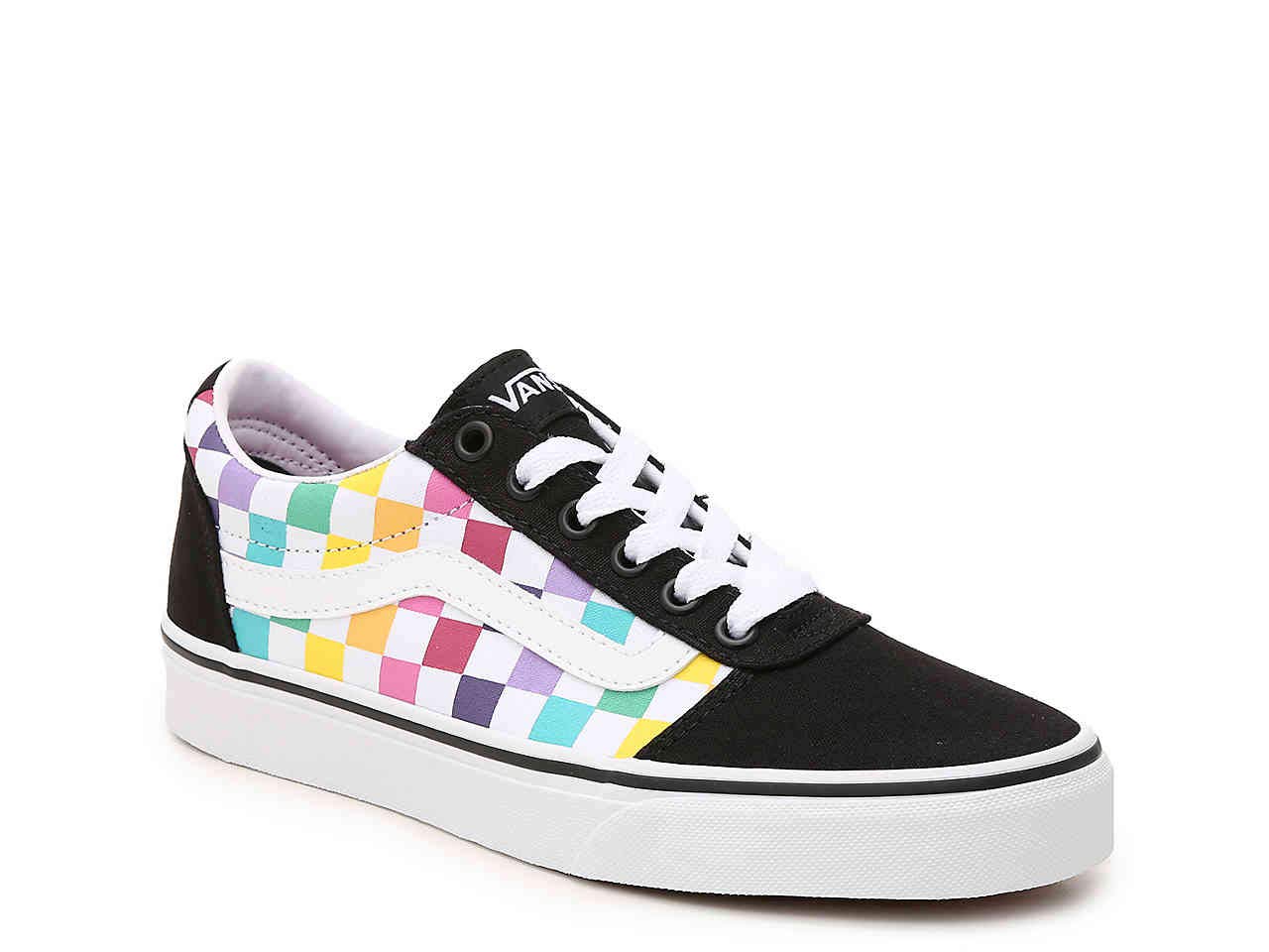 Vans Women's Classic Low-Top Sneakers - Comfortable Casual Shoes for Walking, Running & Everyday Wear | Street Style Fashion Sneakers for Women
