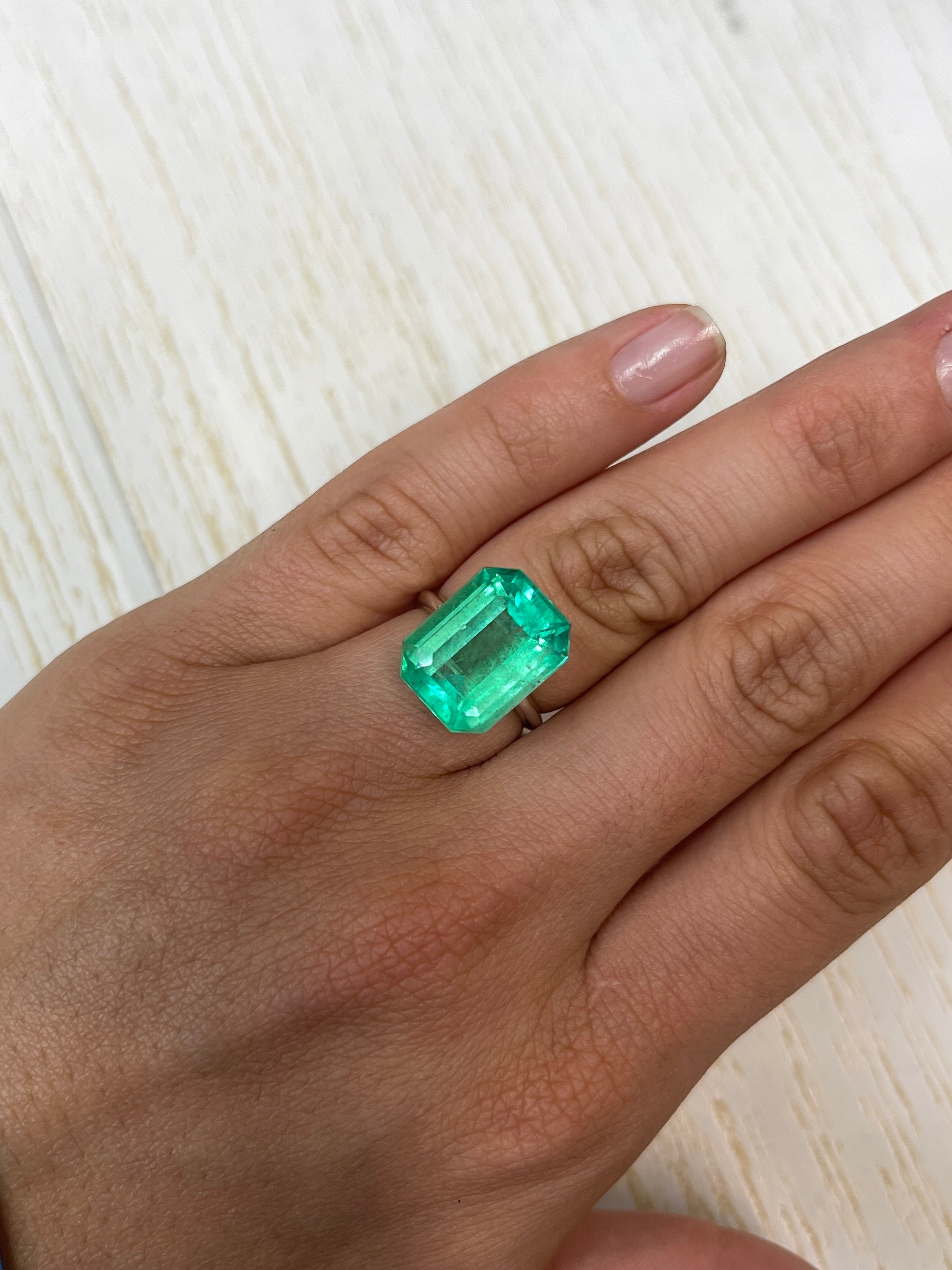 12.11 Carat GIA Certified Natural Colombian Emerald - Loose Gemstone for Jewelry Making, Emerald Cut 16x12mm, Engagement Ring & Luxury Gift