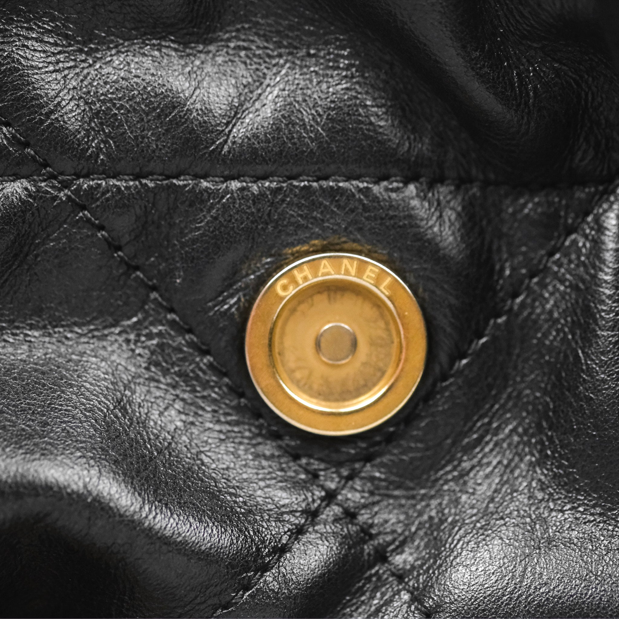 Chanel 22 East West Bag Black Shiny Crumpled Calfskin Leather Crossbody Purse for Women | Luxury Designer Handbag for Everyday Use, Date Night & Special Occasions