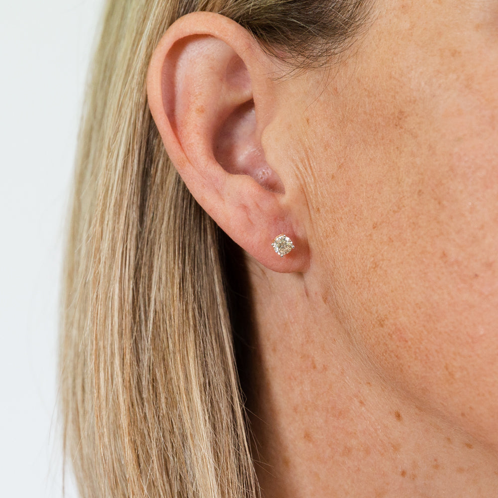 9ct Yellow Gold 3/4 Carat Diamond Stud Earrings for Women - Perfect for Weddings, Anniversaries & Special Occasions