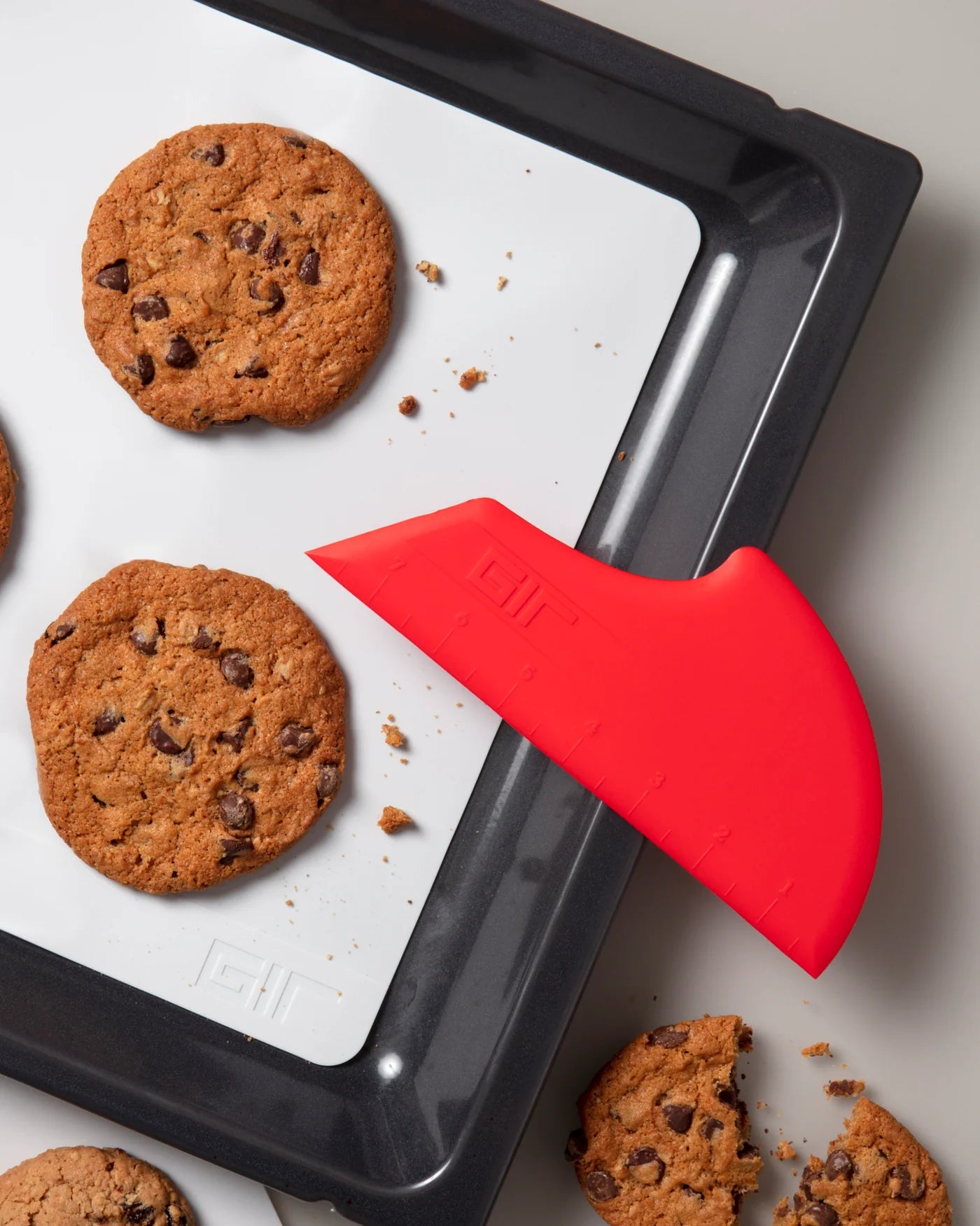 GIR Red Ultimate Scraper - Premium Kitchen Scraper Tool for Baking, Cooking & Cleaning - Durable Stainless Steel Blade with Ergonomic Handle - Perfect for Dough, Countertops & Stovetops