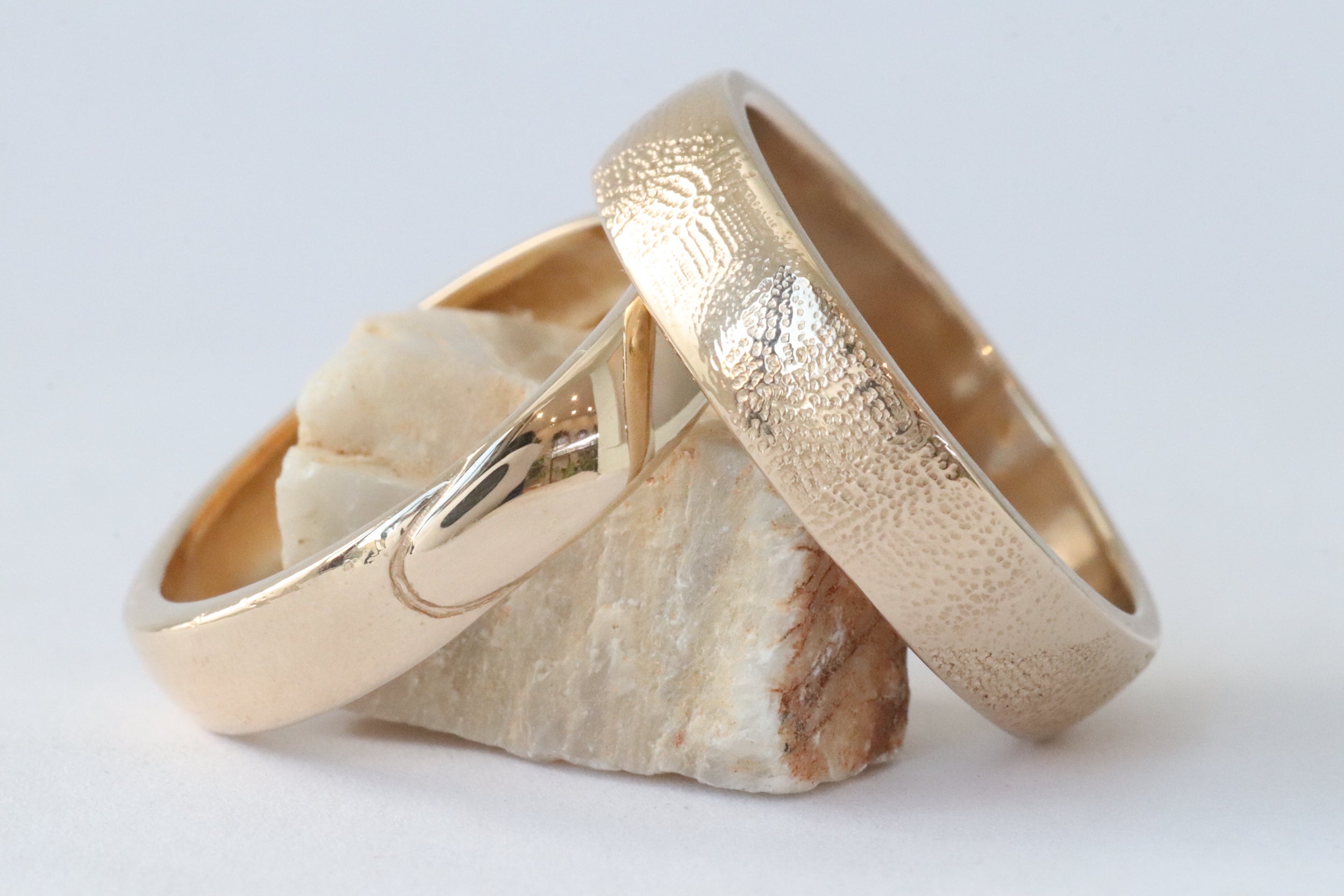 5mm All That Glitters Gold Plated Fashion Band Ring - Perfect for Parties, Weddings & Everyday Elegance