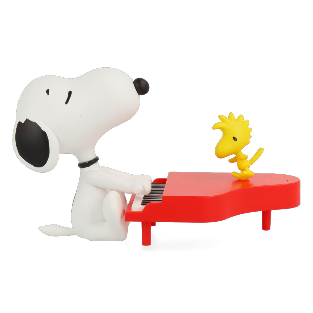 Pianist Snoopy Figurine - Peanuts Series 13 UDF Collectible - Perfect for Music Lovers & Home Decor
