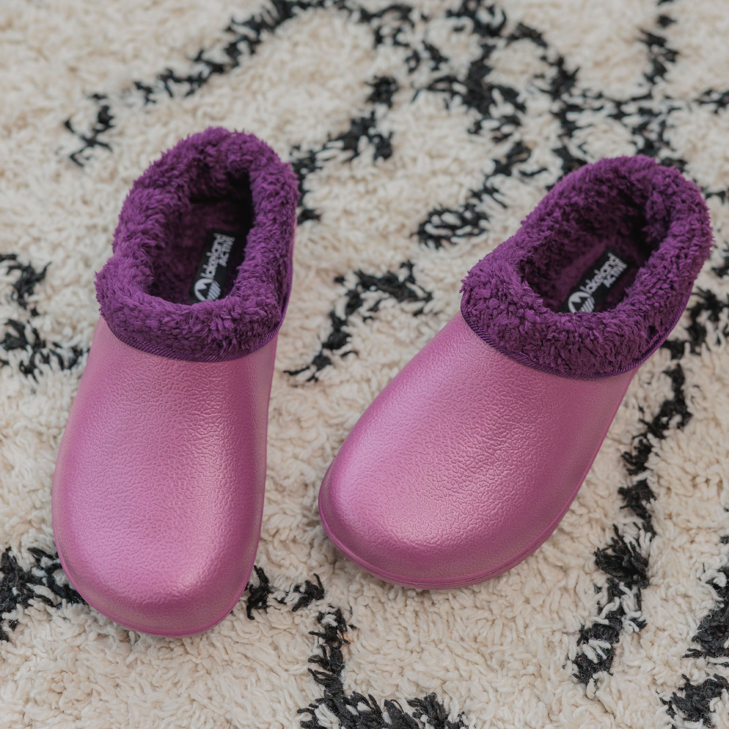 Women's Thermal Fleece Lined Garden Clogs - Warm Slip-Resistant Outdoor Shoes for Winter Gardening, Yard Work & Home Use