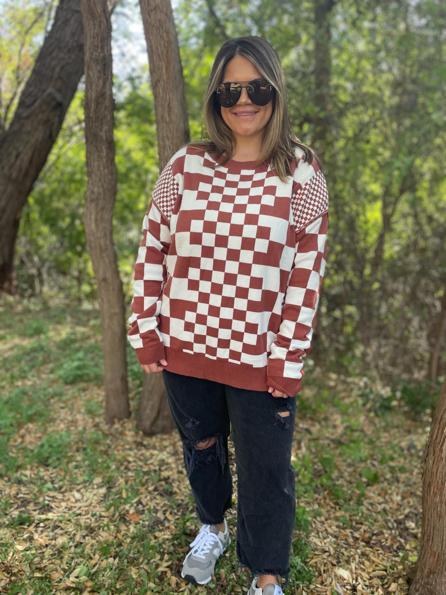 PREORDER: Stylish Checkered Sweater for Women & Men - 4 Color Options - Cozy Knit Pullover for Fall & Winter Fashion - Perfect for Casual Outfits, Office Wear & Holiday Gatherings