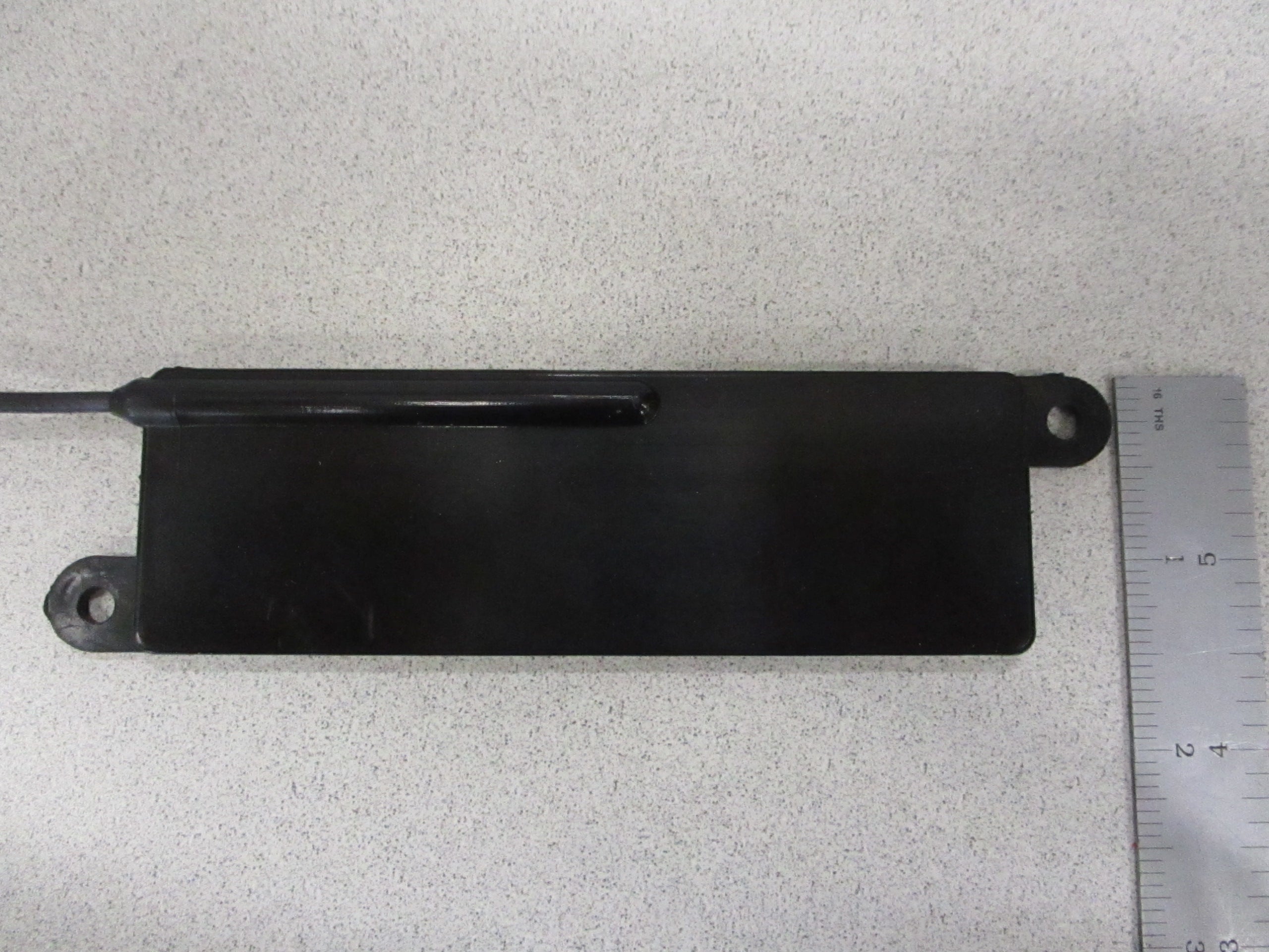 High Gain LTE Blade Antenna for Stronger Signal - Outdoor/Indoor Use for Home, Office, RV & Marine Boats