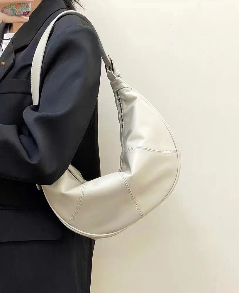 Stylish Crescent Shoulder Bag for Women - Fashionable Crossbody Purse with Adjustable Strap - Perfect for Work, Travel & Everyday Use