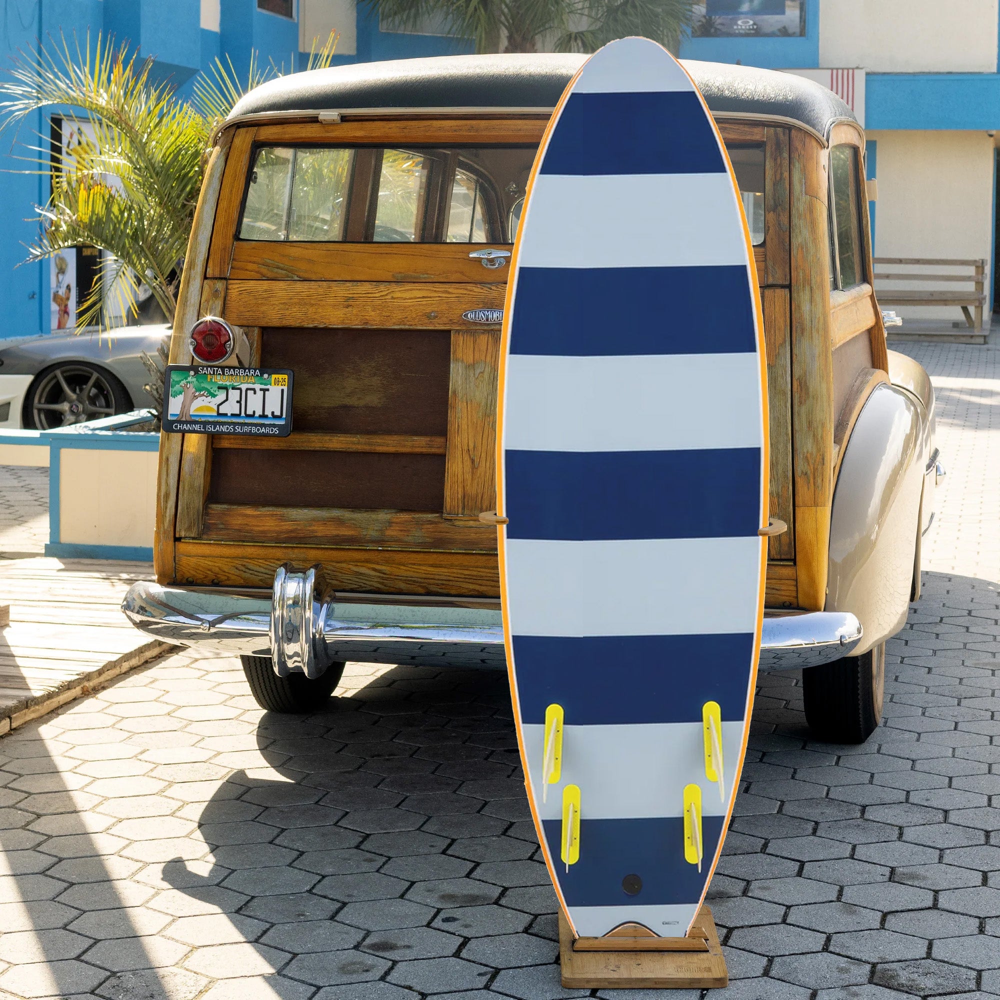 Catch Surf Odysea Skipper 5'6 Quad Soft Surfboard - Premium Soft Top Surfboard for Beginners & Intermediate Surfers | Perfect for Small Waves & Summer Beach Fun