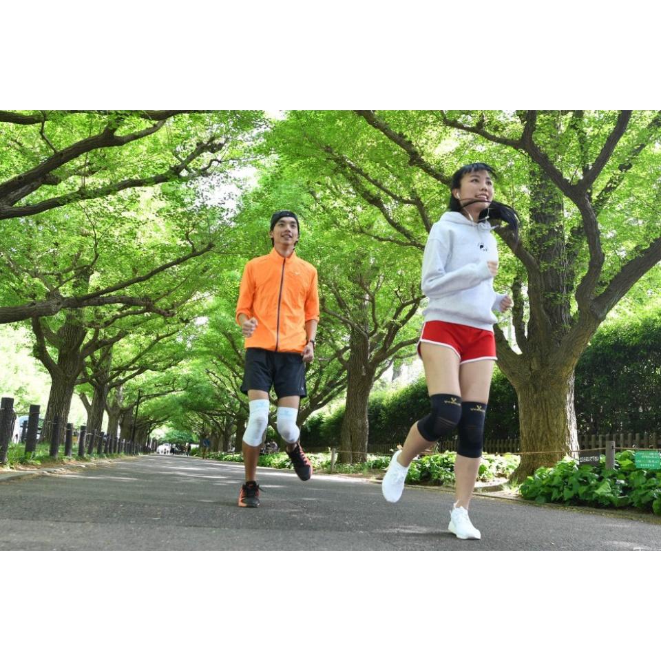 Kowa Vantelin Thermal Knee Support Brace - Medium Size for Pain Relief & Joint Stability - Perfect for Running, Hiking & Arthritis Comfort