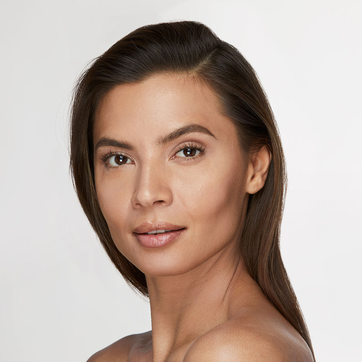 Estée Lauder Double Wear Stay-in-Place Makeup Foundation - 24 Hour Wear, Oil-Free, Medium to Full Coverage - Perfect for Long Days, Weddings & Special Events