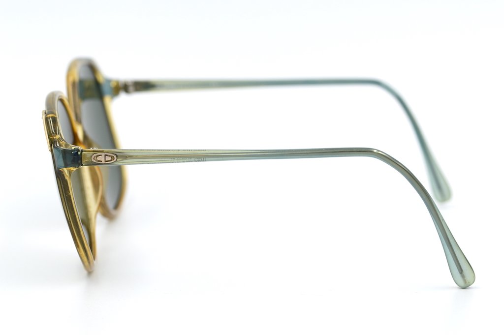 Christian Dior 2479 50 Sunglasses - Luxury Designer Shades for Women & Men | UV Protection, Fashionable & Comfortable | Perfect for Beach, Driving & Outdoor Activities