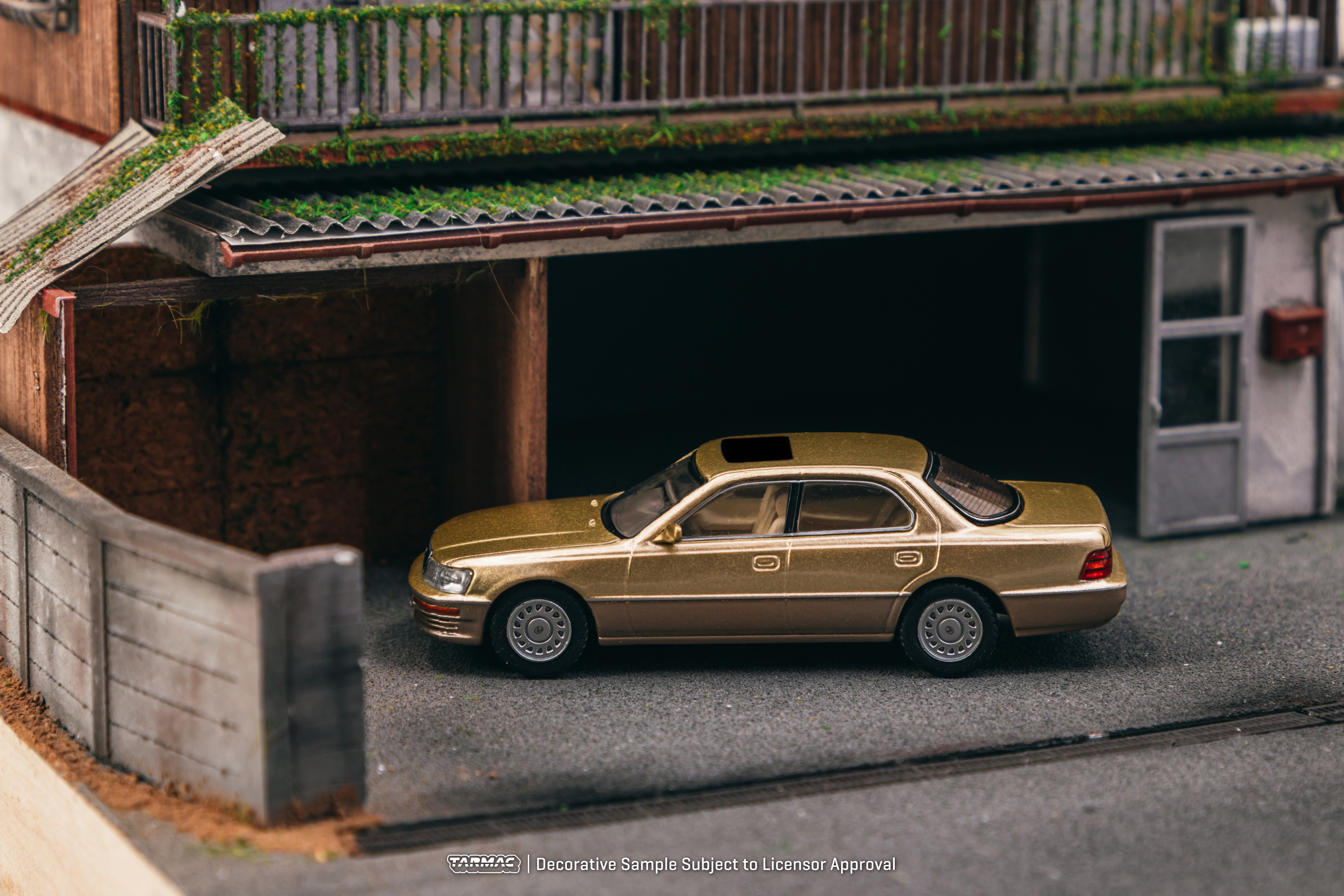 Tarmac Works 1/64 Scale Lexus LS400 Diecast Model Car - Champagne Beige Metallic Finish | Collectible Toy Car for Display & Racing | Perfect for Car Enthusiasts & Model Collectors