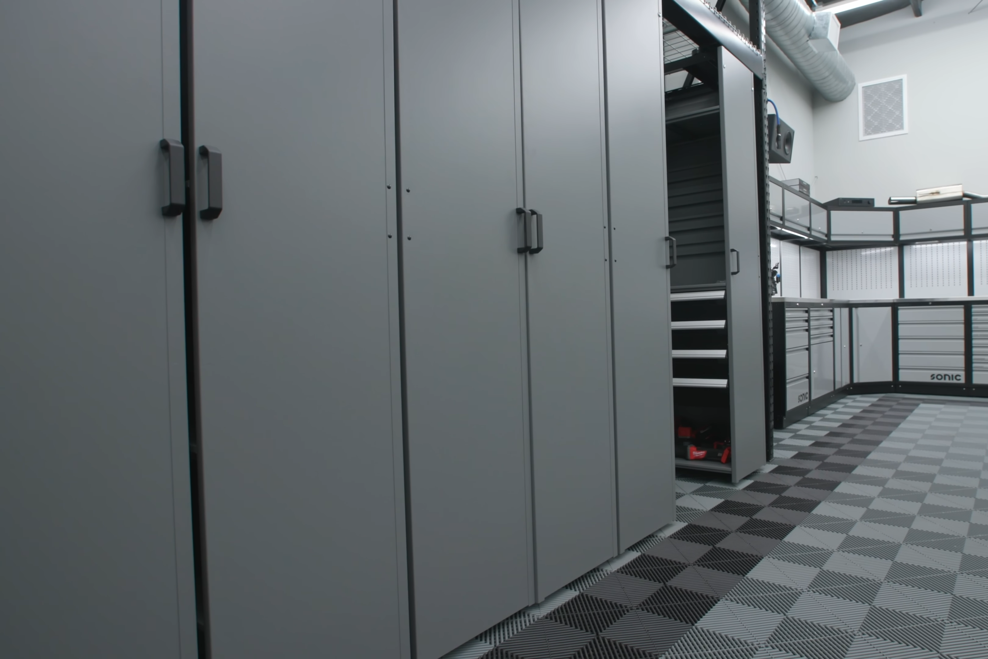Levrack Heavy Duty Storage Shelving Units - Durable Metal Shelves for Garage, Warehouse & Home Organization