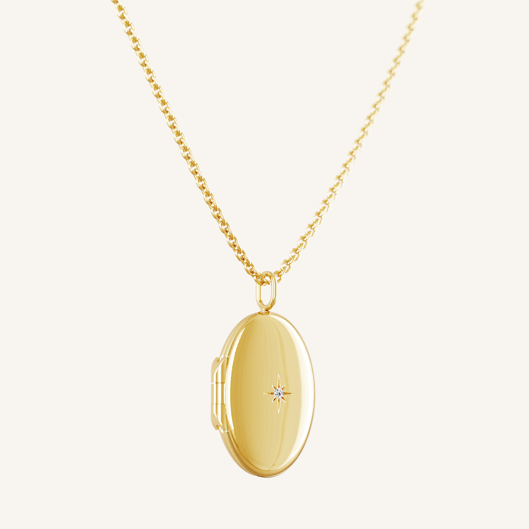 Personalized Oval Photo Locket Necklace - Engravable Silver or Gold Pendant for Loved Ones - Perfect for Anniversaries, Valentine's Day & Memorial Gifts