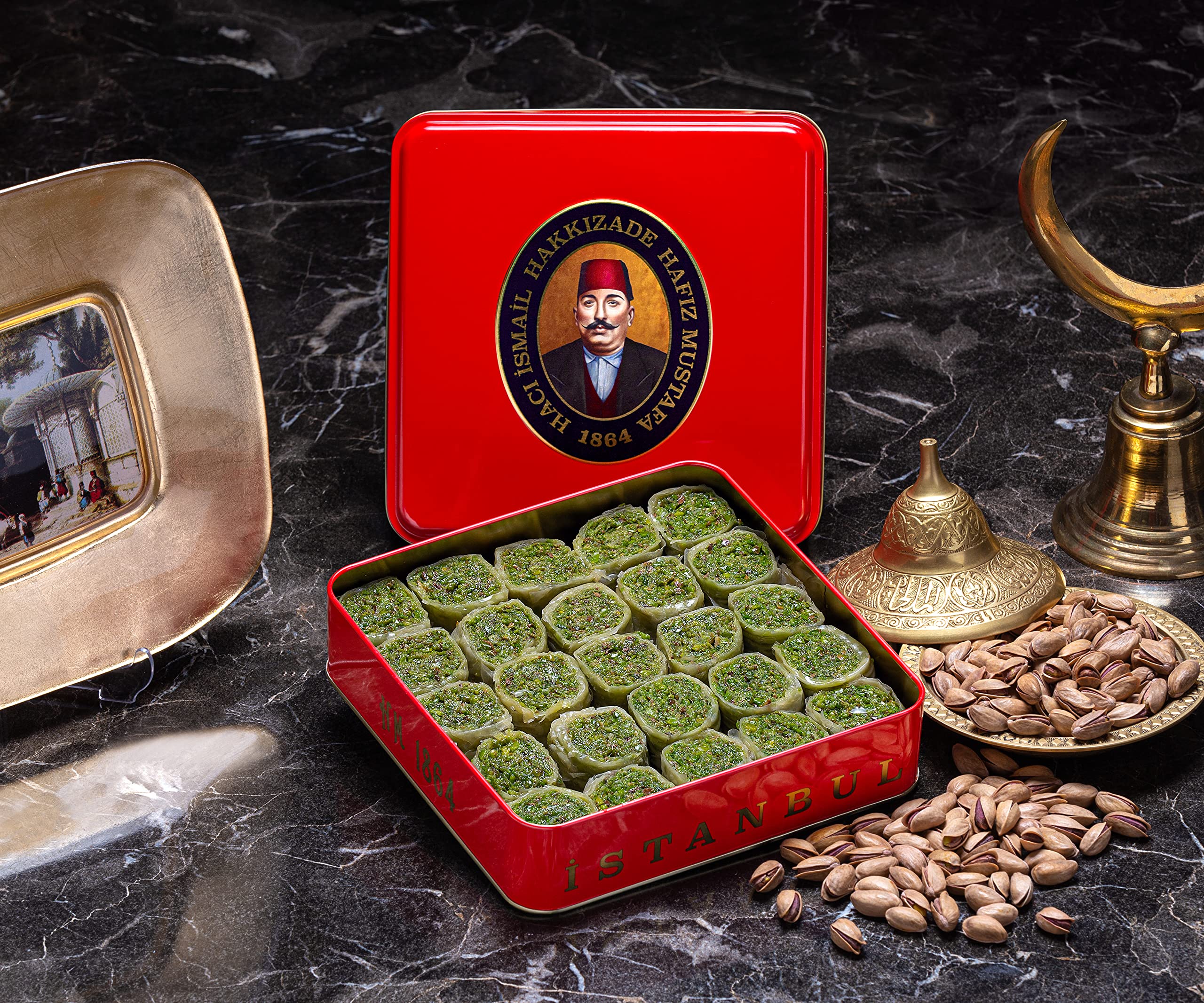 Premium Hafiz Mustafa 1864 Istanbul Baklava Pastry Gift Box - Authentic Turkish Baklava Dessert with Fresh Phyllo Dough, Pistachios, Hazelnuts & Walnuts - Perfect for Birthdays, Christmas Gifts, Dinner Parties & Holiday Treats