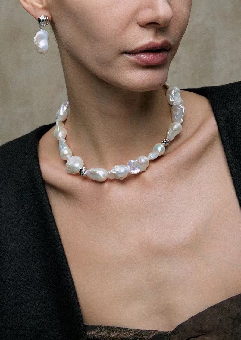 Elegant Baroque Pearl Choker Necklace - Vintage Classic Pearl Jewelry for Women - Perfect for Weddings, Parties & Special Occasions