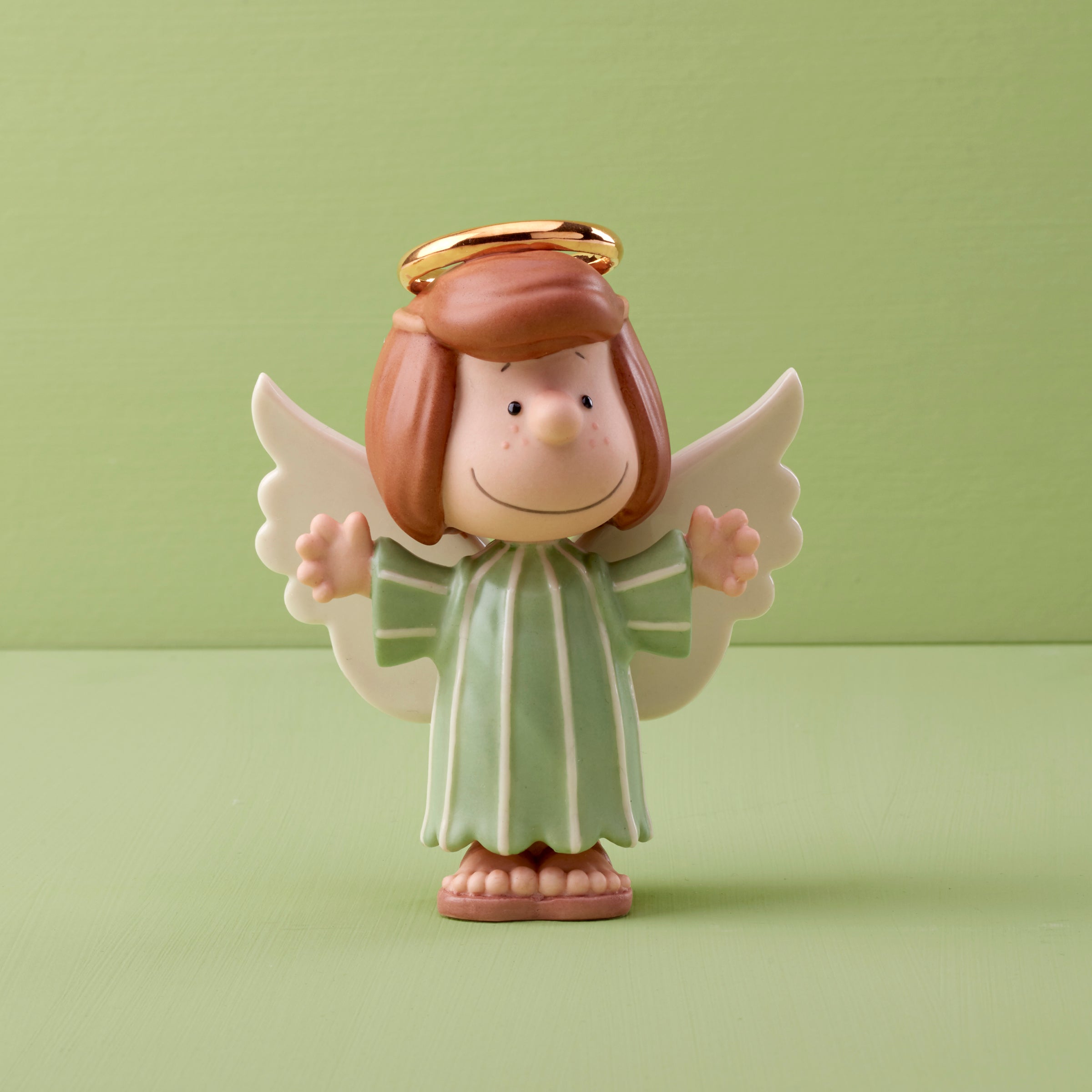 Peanuts Christmas Pageant Angel Figurine - Snoopy & Woodstock Holiday Decor - Perfect for Tree Topper, Mantel Display & Gift Giving