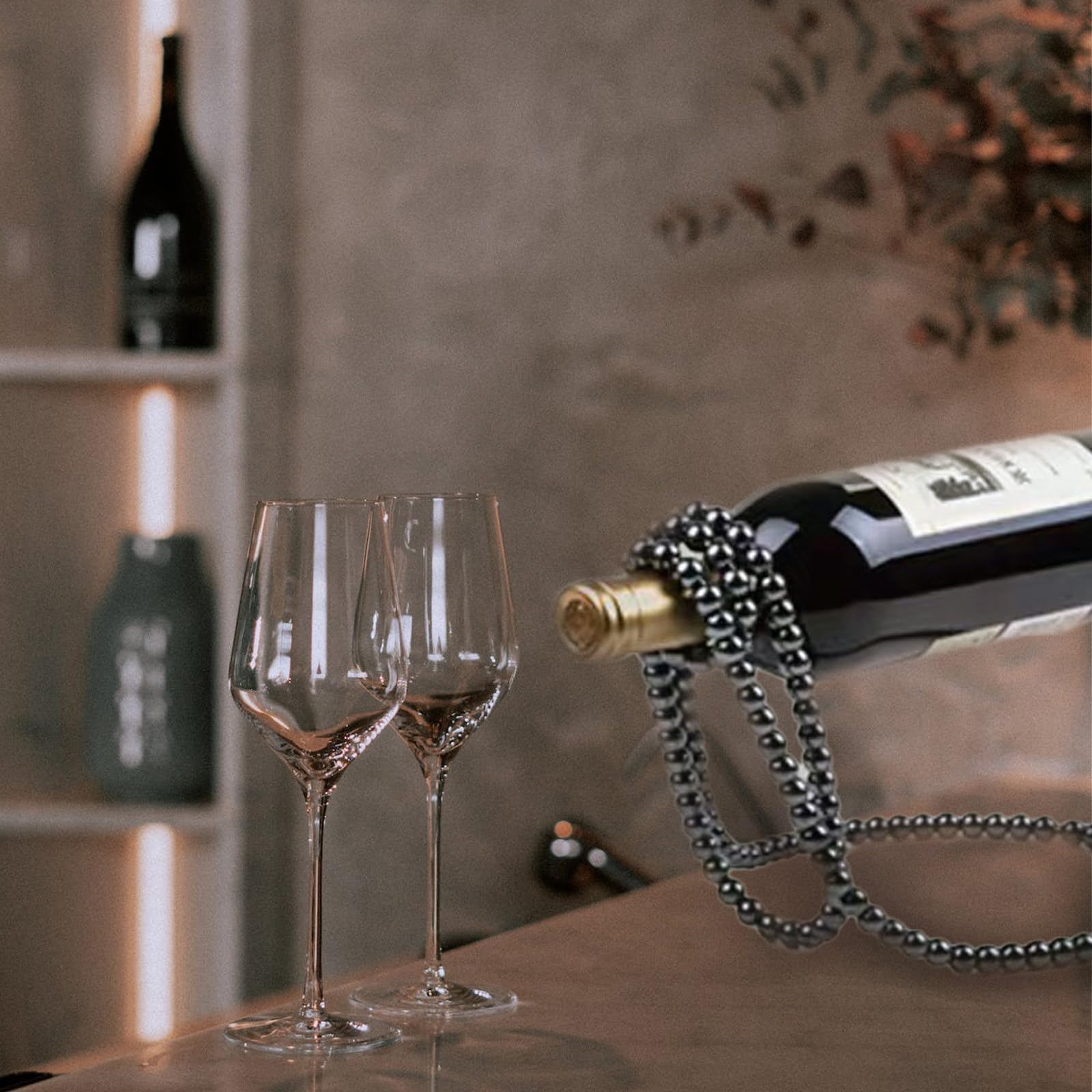 Elegant Black Pearl-Shaped Metal Wine Bottle Holder - Bar & Home Decor Wine Stand for Kitchen, Dining Room, Party & Gift Giving