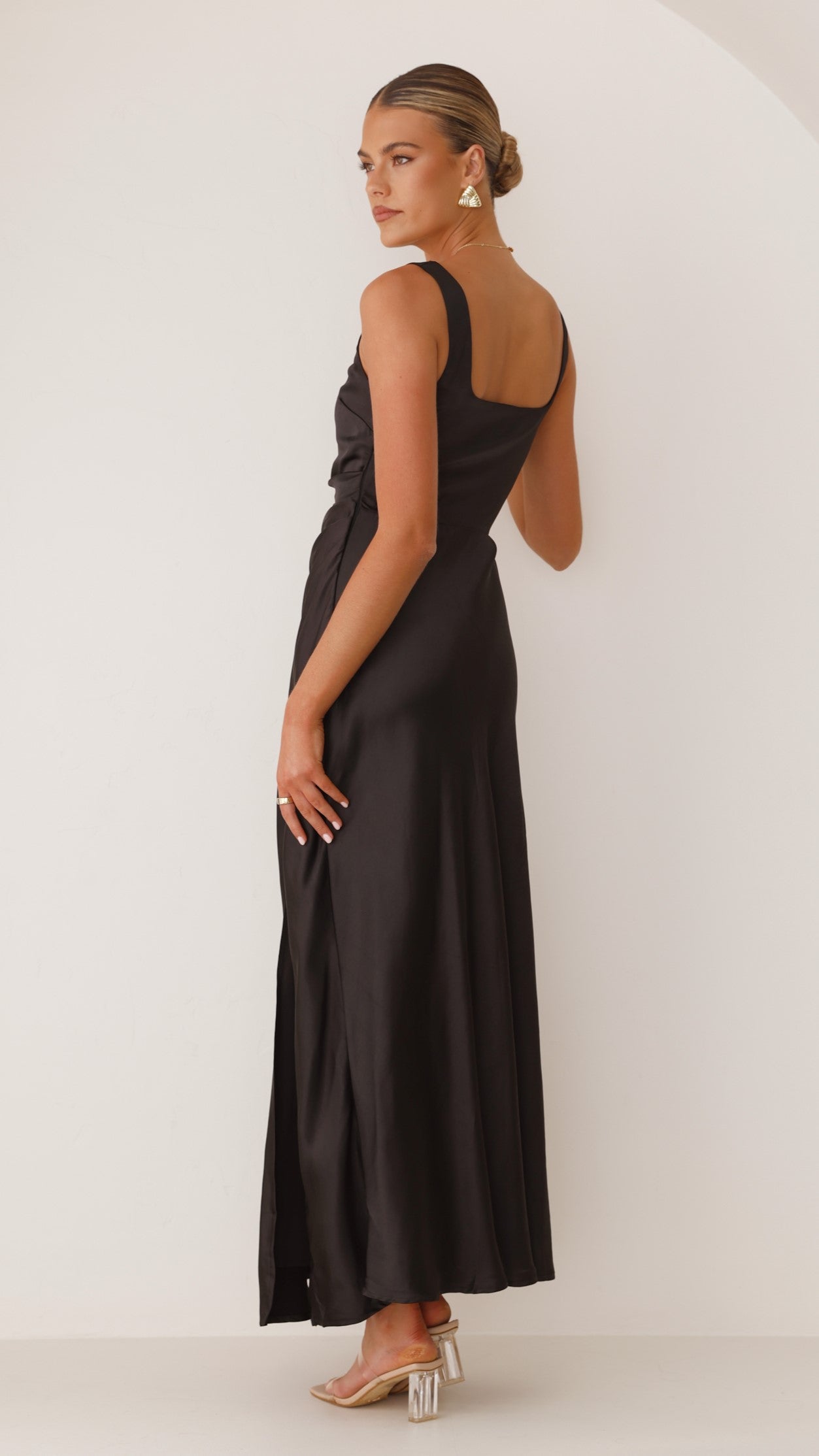 Alaria Maxi Dress for Women - Elegant Black Long Flowy Summer Dress for Beach, Vacation & Casual Wear