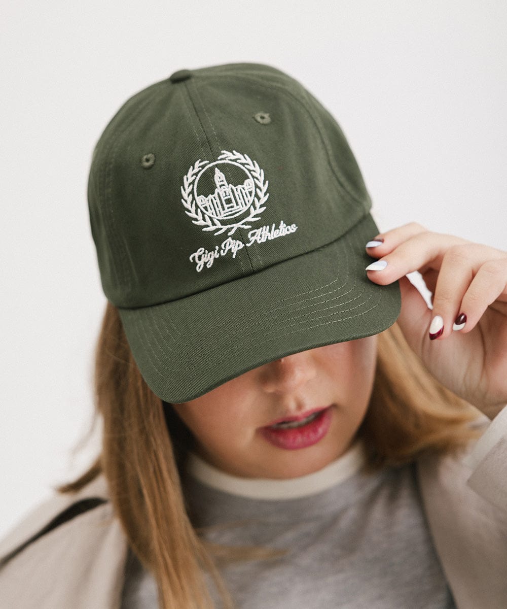 Gigi Crest Baseball Cap for Men & Women - Adjustable Dad Hat with Embroidered Logo - Perfect for Outdoor Sports, Casual Wear & Sun Protection